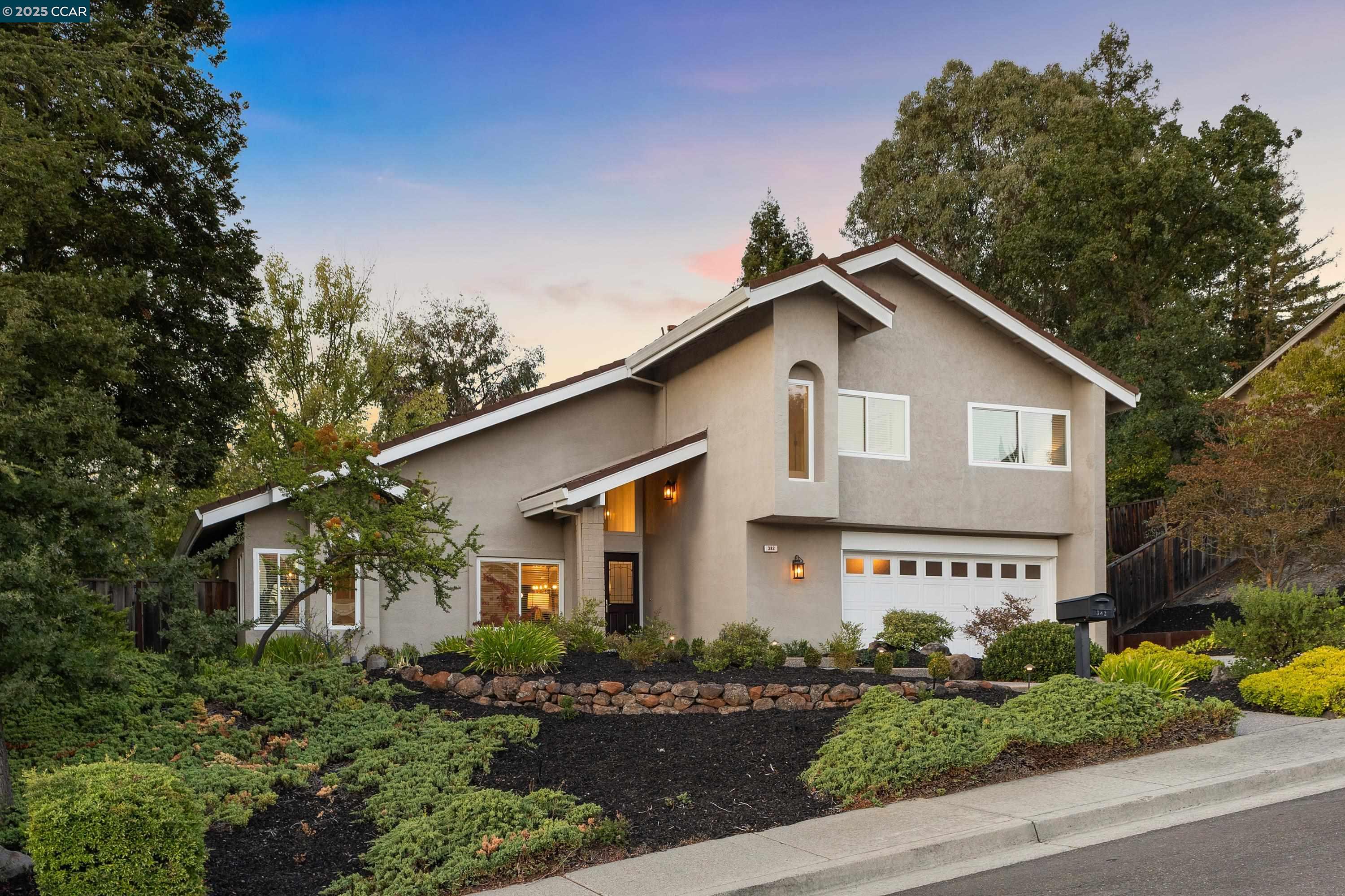 Detail Gallery Image 4 of 54 For 382 Bolero Drive, Danville,  CA 94526 - 4 Beds | 2/1 Baths