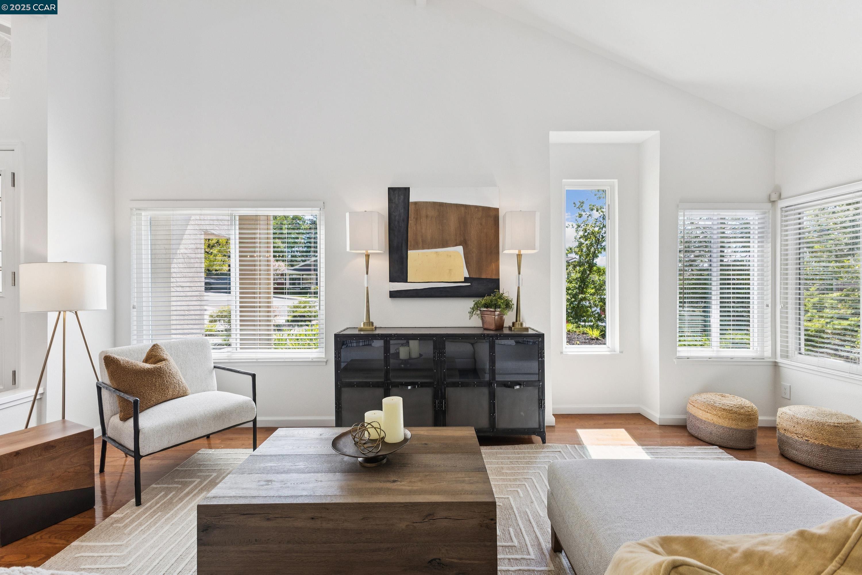 Detail Gallery Image 7 of 54 For 382 Bolero Drive, Danville,  CA 94526 - 4 Beds | 2/1 Baths