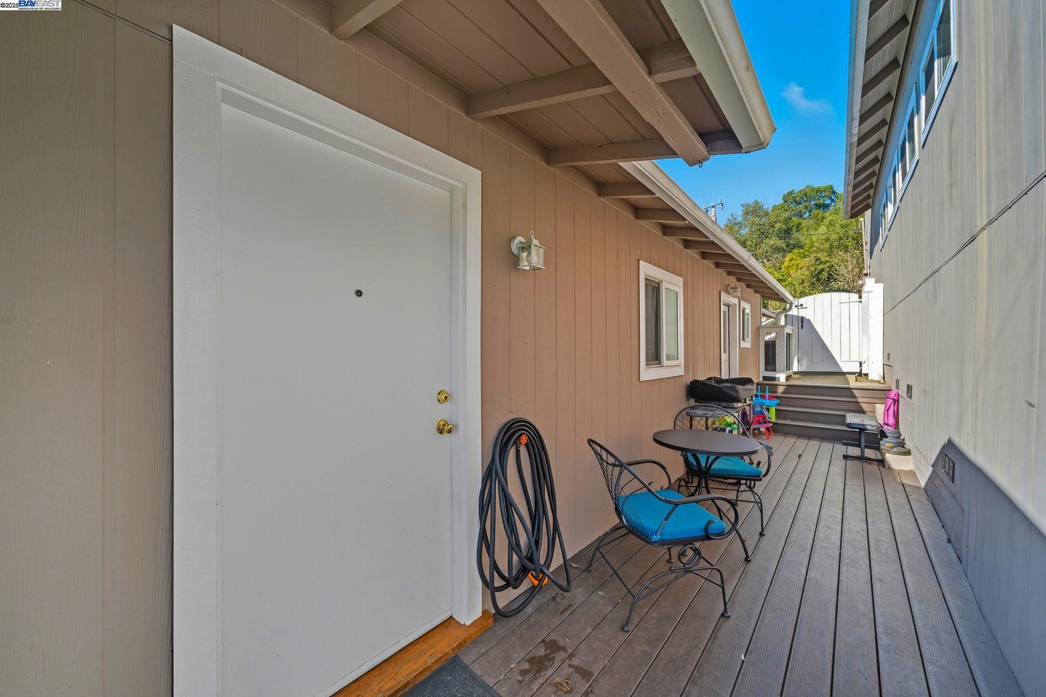 Detail Gallery Image 11 of 60 For 17 Prospect Dr, San Rafael,  CA 94901 - – Beds | – Baths