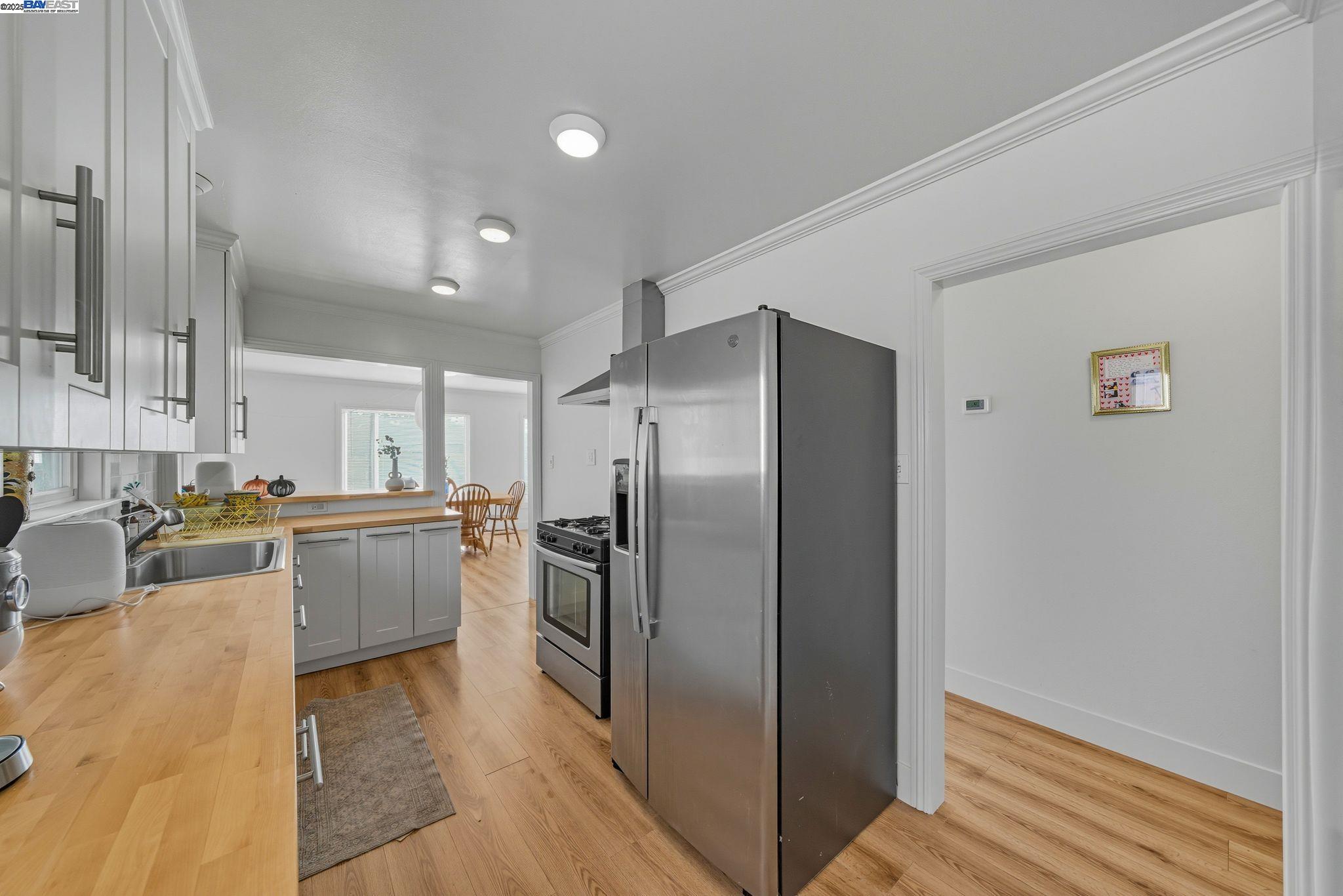 Detail Gallery Image 17 of 60 For 17 Prospect Dr, San Rafael,  CA 94901 - – Beds | – Baths