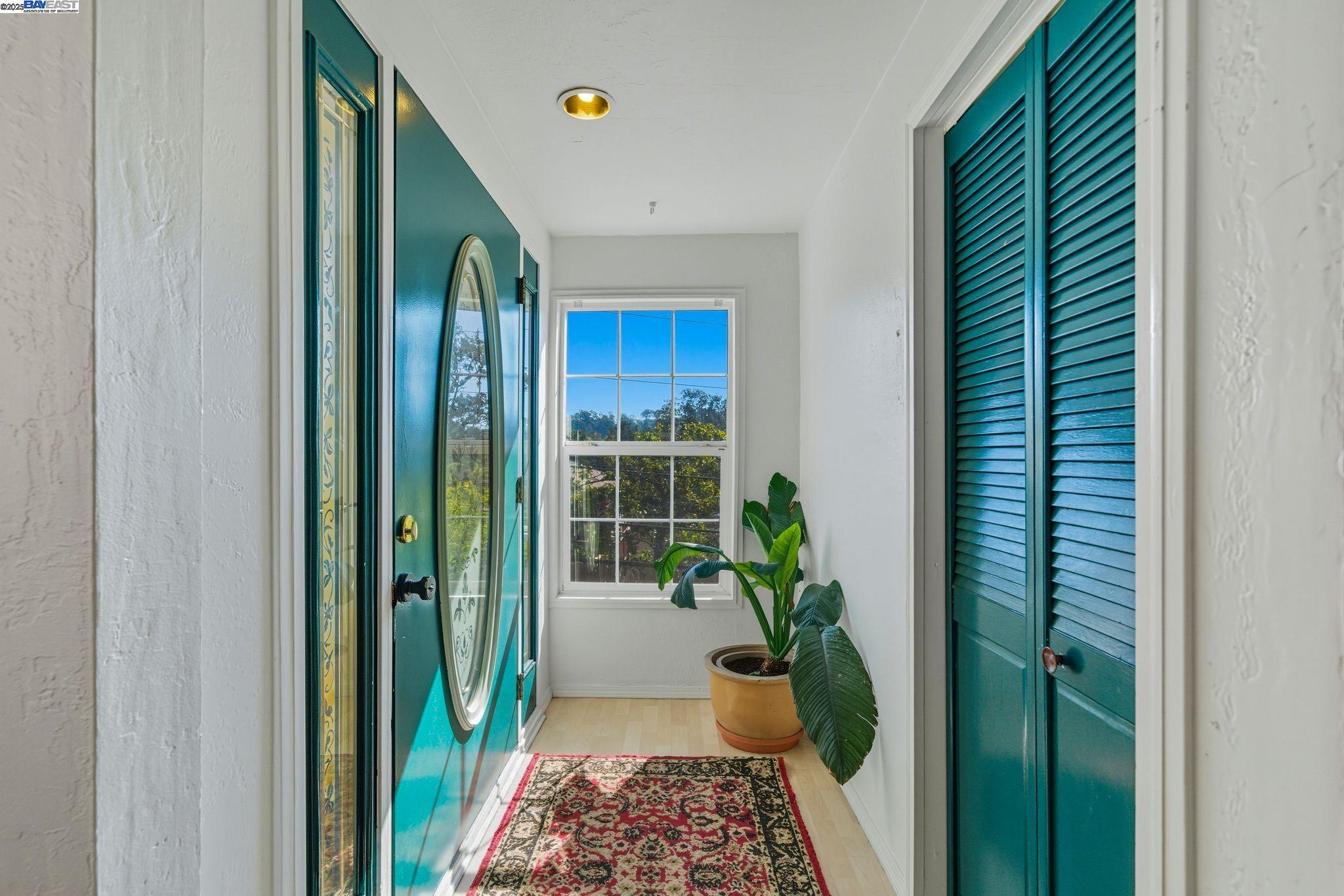 Detail Gallery Image 36 of 60 For 17 Prospect Dr, San Rafael,  CA 94901 - – Beds | – Baths