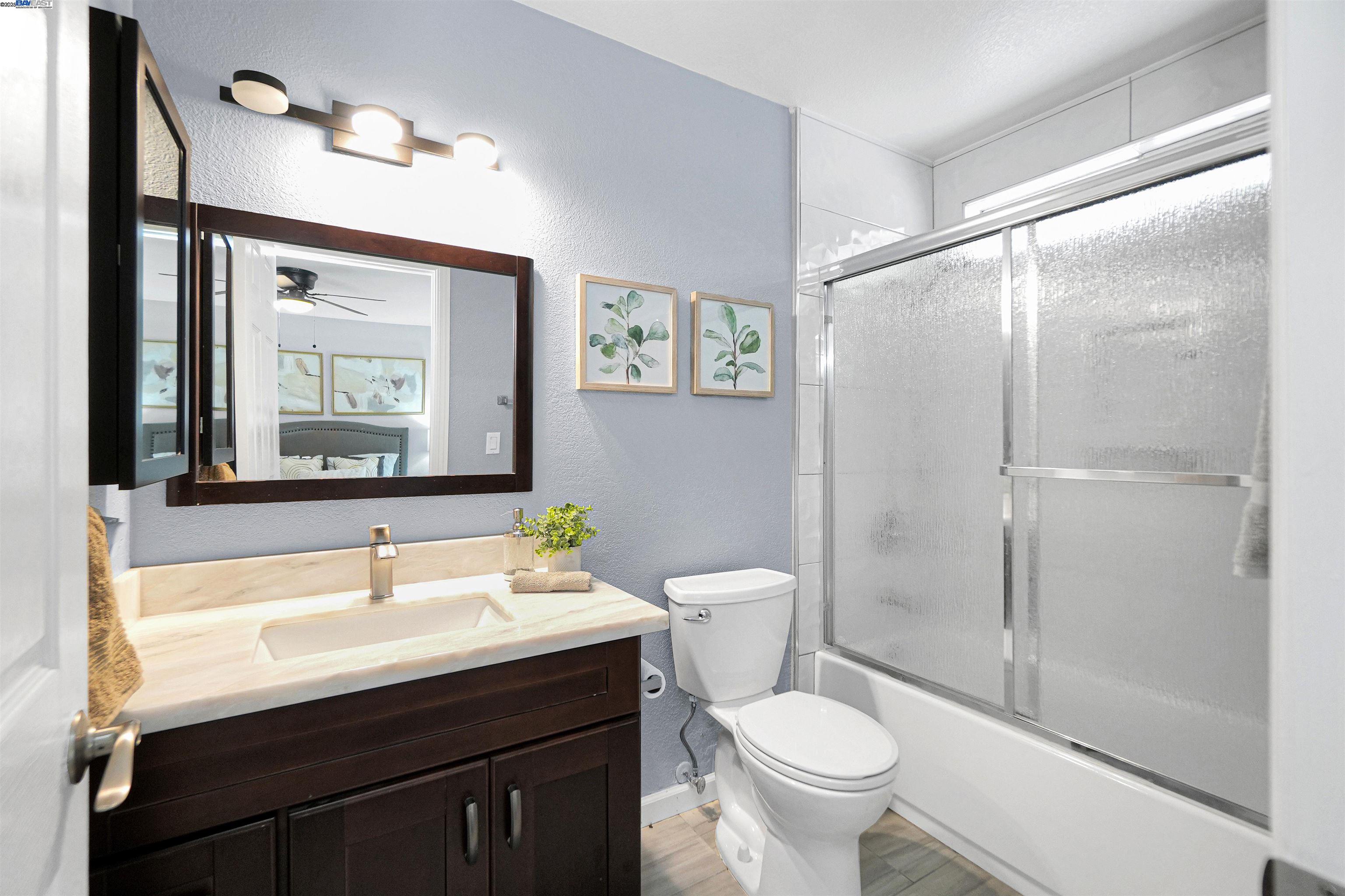 Detail Gallery Image 27 of 52 For 22633 Mossy Rock Drive, Hayward,  CA 94541 - 3 Beds | 2 Baths