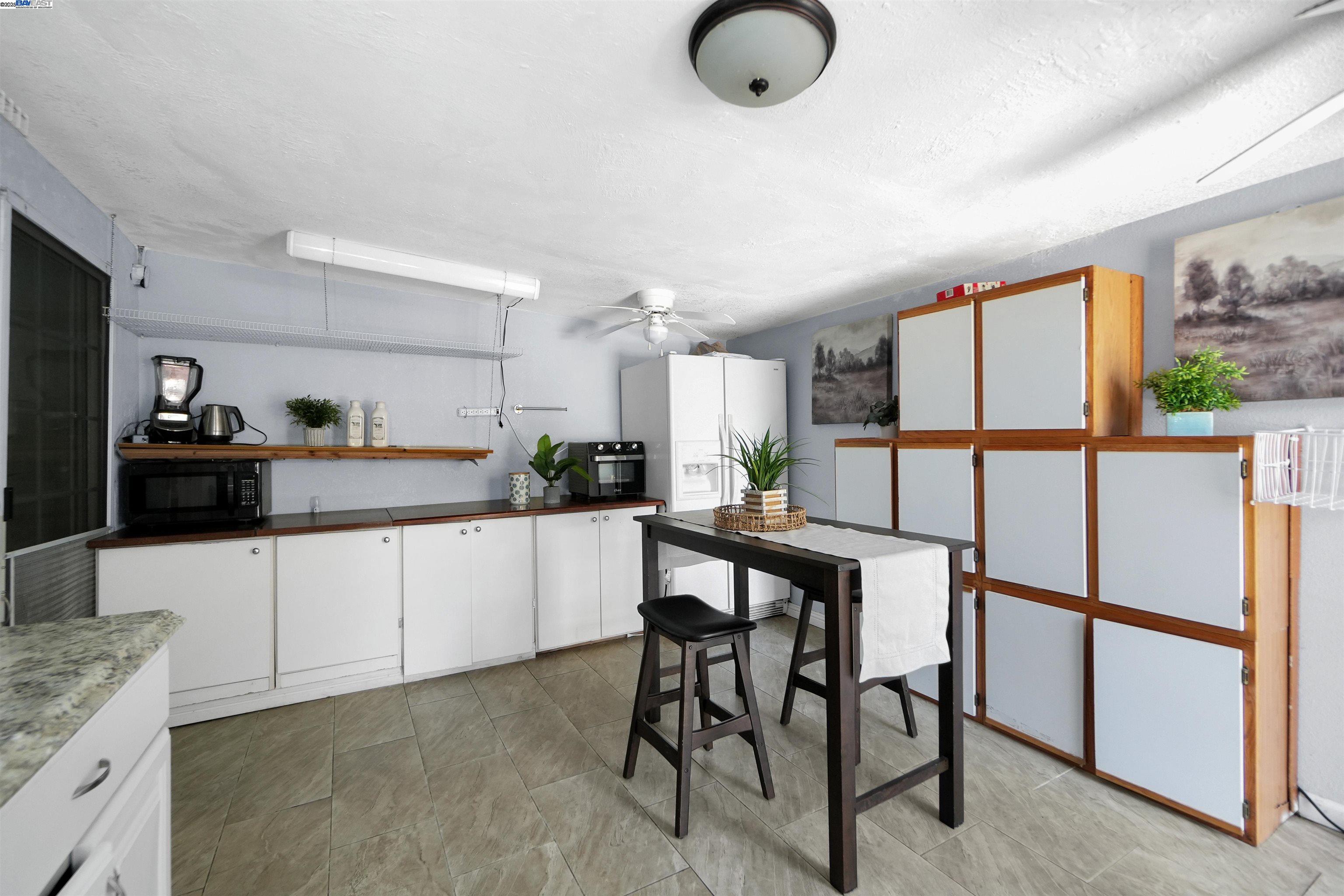 Detail Gallery Image 36 of 52 For 22633 Mossy Rock Drive, Hayward,  CA 94541 - 3 Beds | 2 Baths