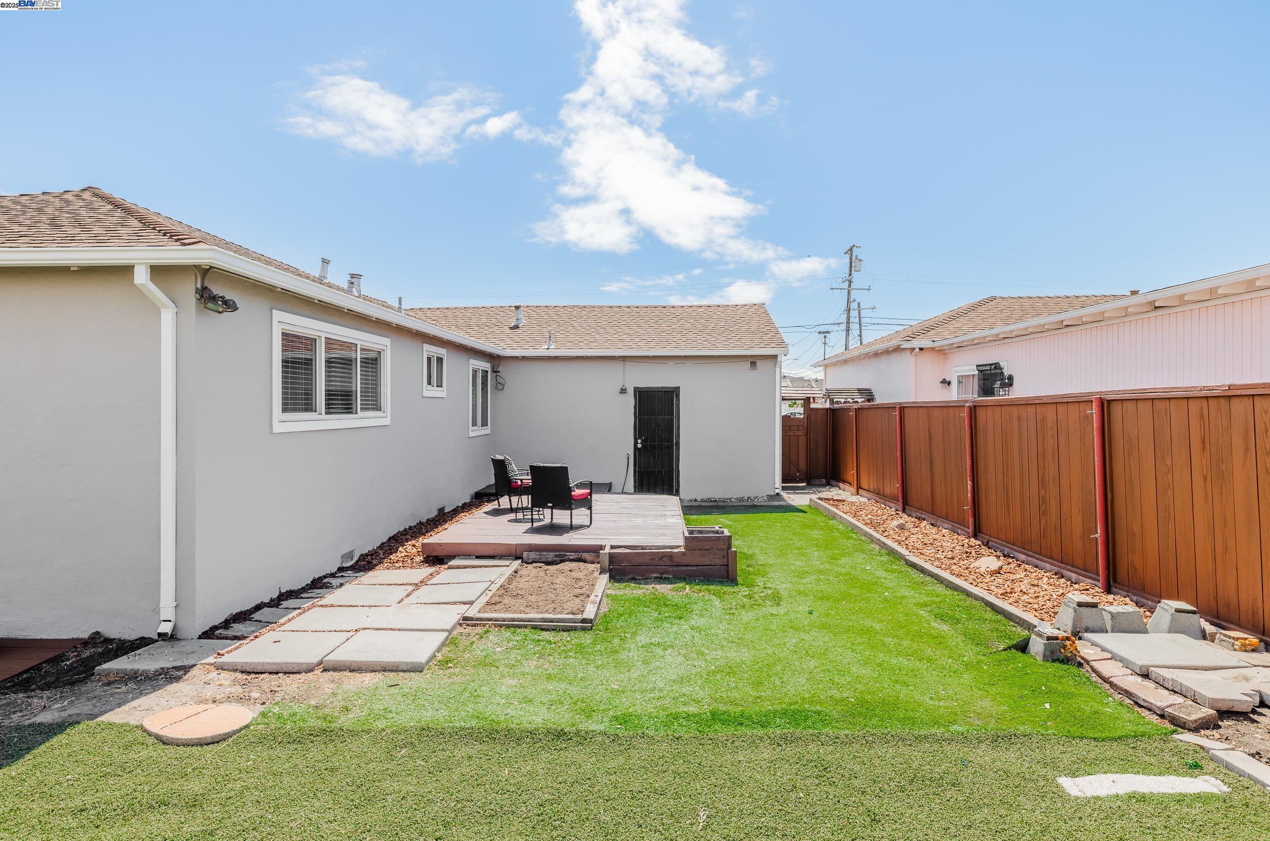 Detail Gallery Image 23 of 27 For 391 Anza Way, San Leandro,  CA 94578 - 3 Beds | 2 Baths