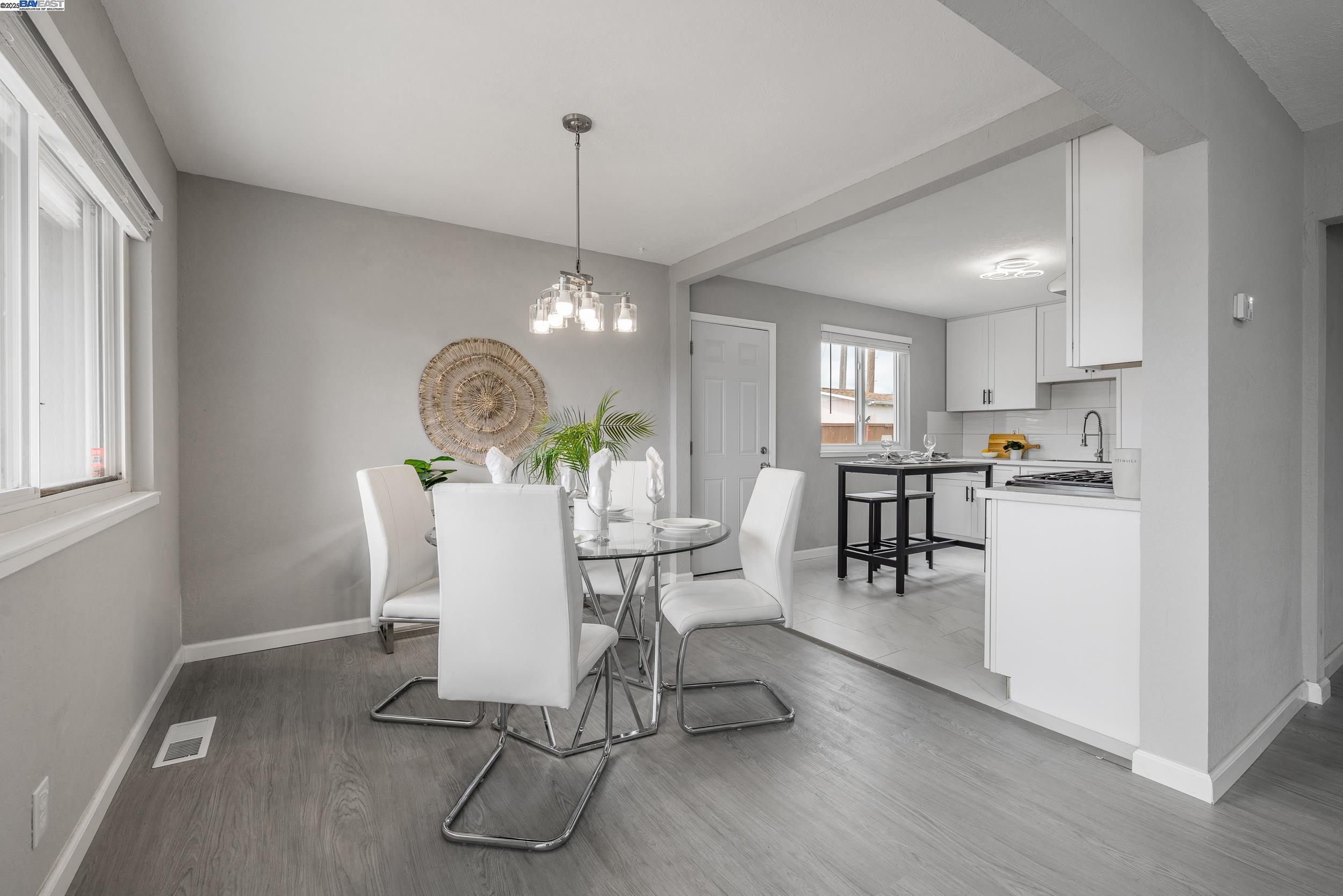 Detail Gallery Image 7 of 27 For 391 Anza Way, San Leandro,  CA 94578 - 3 Beds | 2 Baths