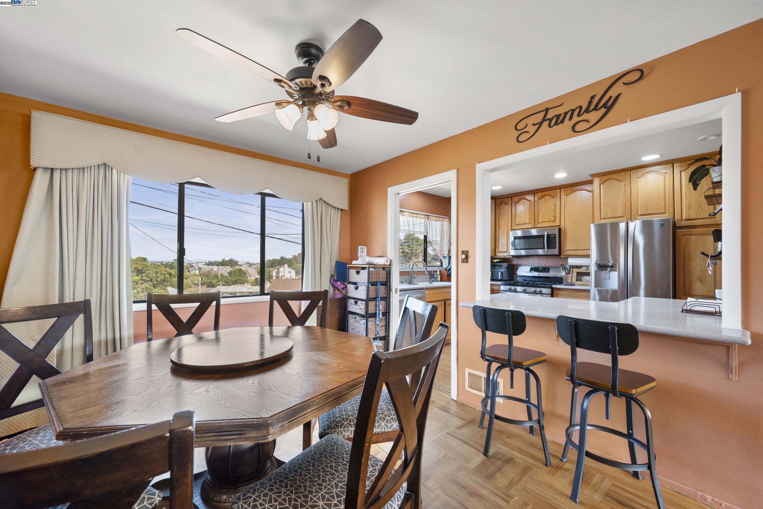 Detail Gallery Image 10 of 38 For 412 Alhambra Rd, South San Francisco,  CA 94080 - 3 Beds | 1 Baths