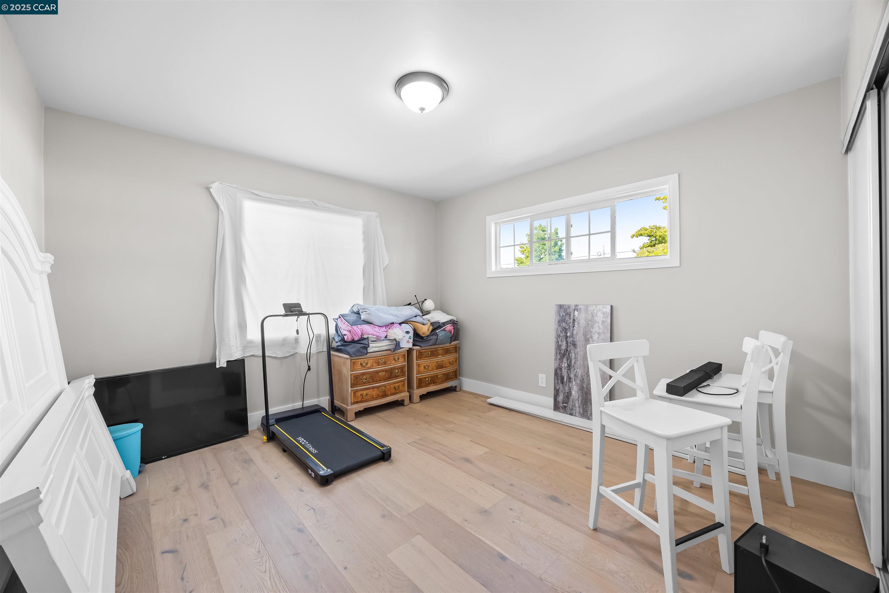 Detail Gallery Image 12 of 25 For 1912 W Wilshire Ave, Santa Ana,  CA 92704 - 3 Beds | 2 Baths