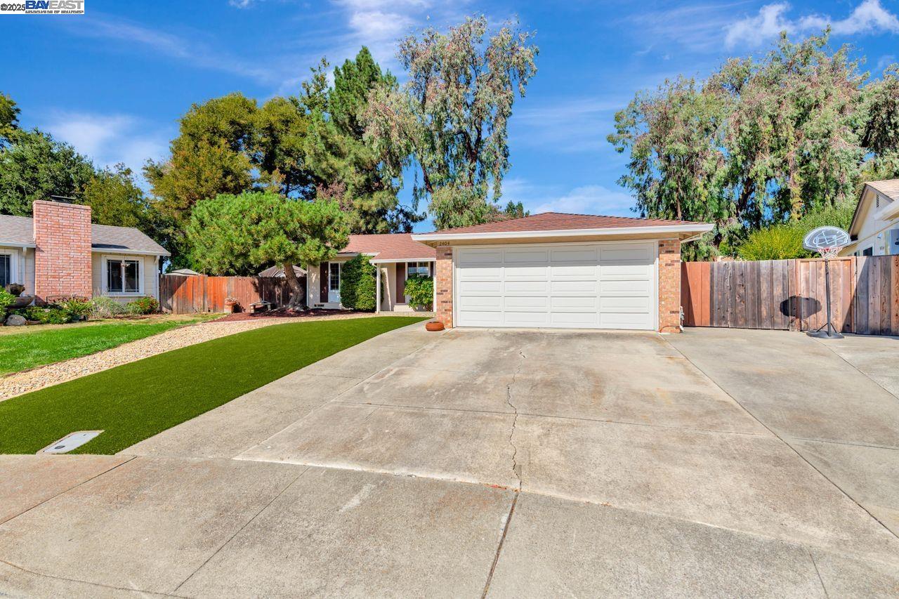 Detail Gallery Image 2 of 29 For 2404 Maraschino Pl, Union City,  CA 94587 - 3 Beds | 2 Baths