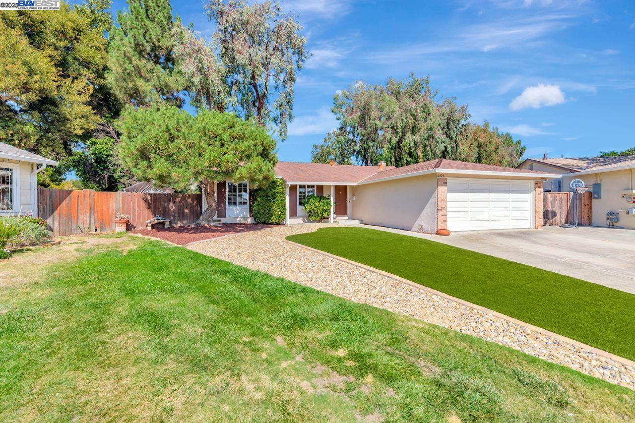 Detail Gallery Image 3 of 29 For 2404 Maraschino Pl, Union City,  CA 94587 - 3 Beds | 2 Baths