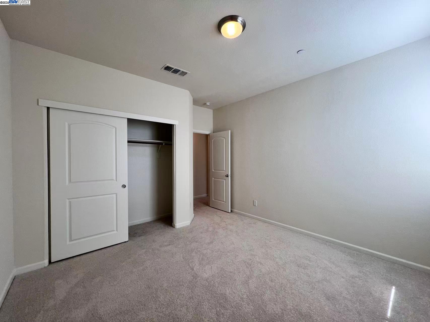 Detail Gallery Image 8 of 36 For 10626 Cherise Way, Stockton,  CA 95209 - 5 Beds | 3 Baths