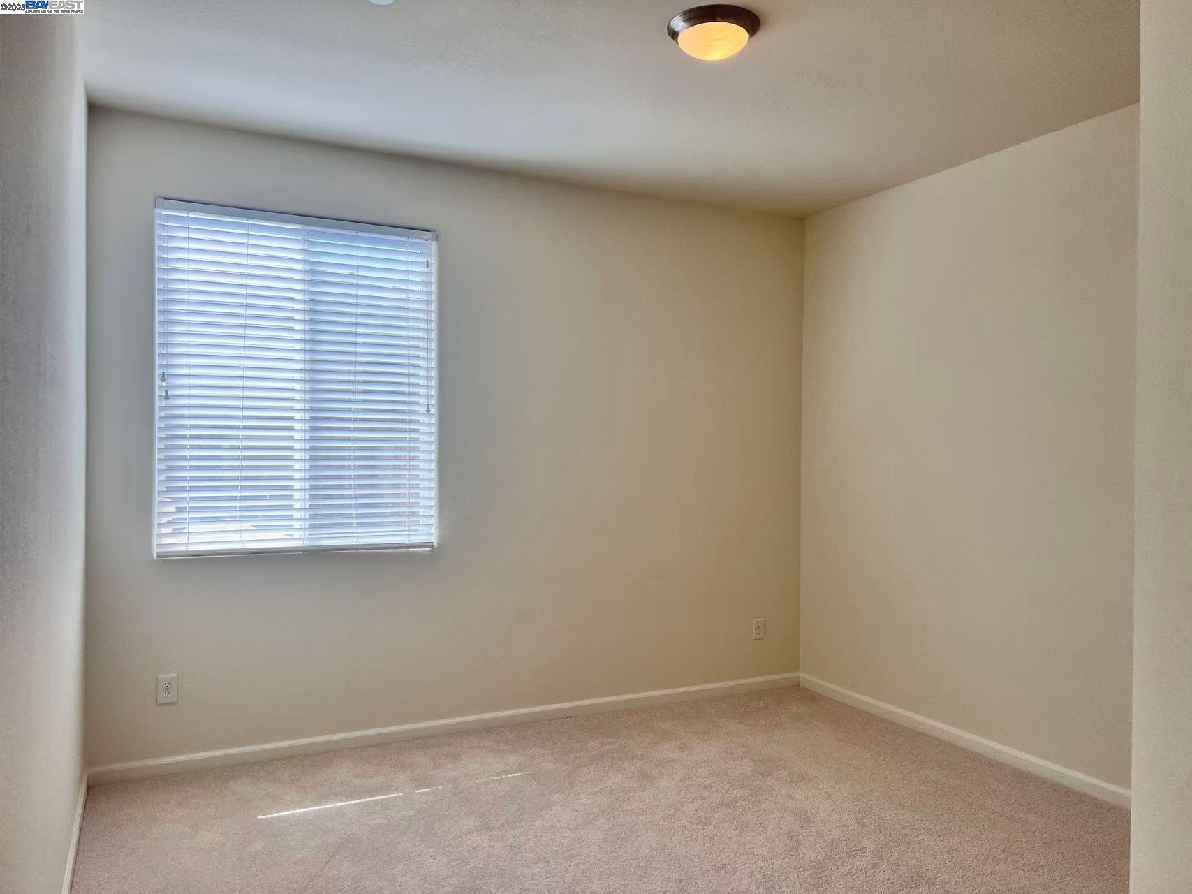 Detail Gallery Image 9 of 36 For 10626 Cherise Way, Stockton,  CA 95209 - 5 Beds | 3 Baths