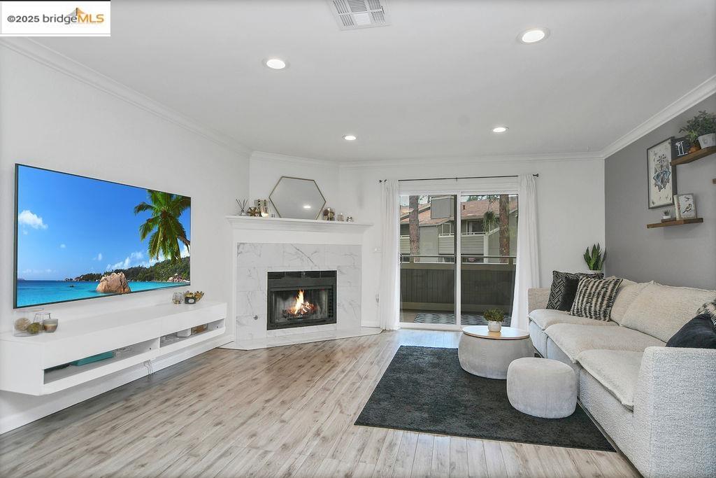 MLS: 41110978 Condo For Sale