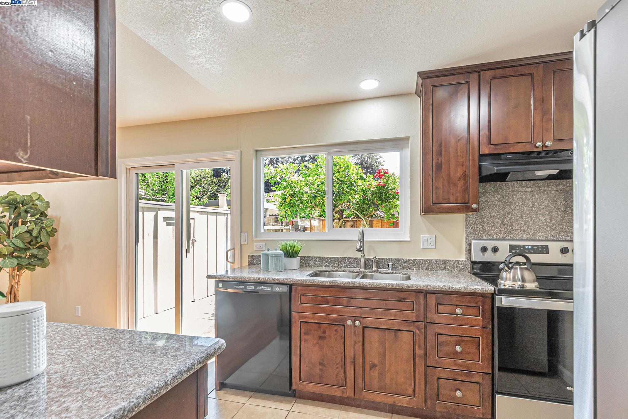 Photo #11: 41110980 Listing: Photo #11