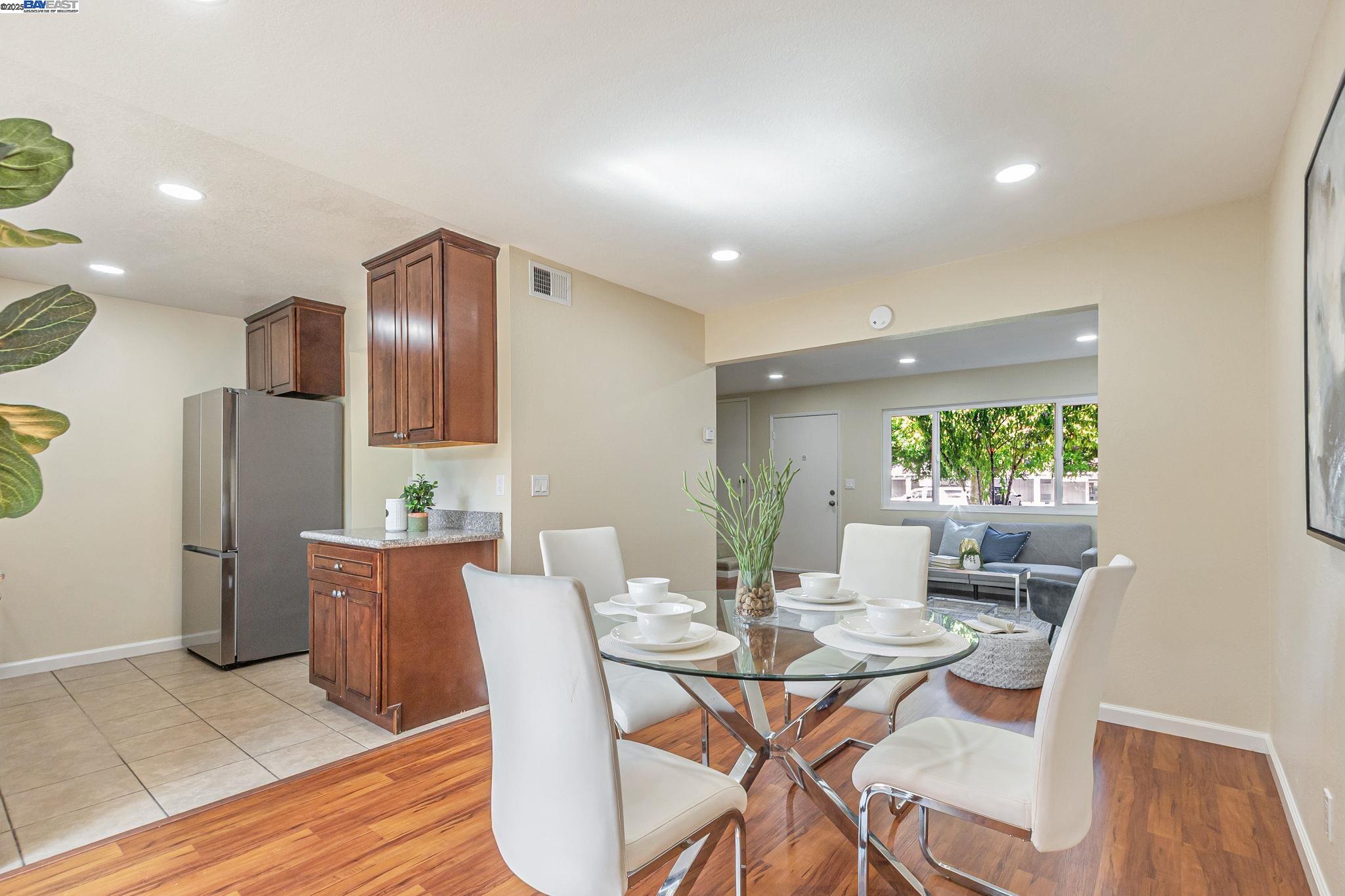 Photo #8: 41110980 Listing: Photo #8