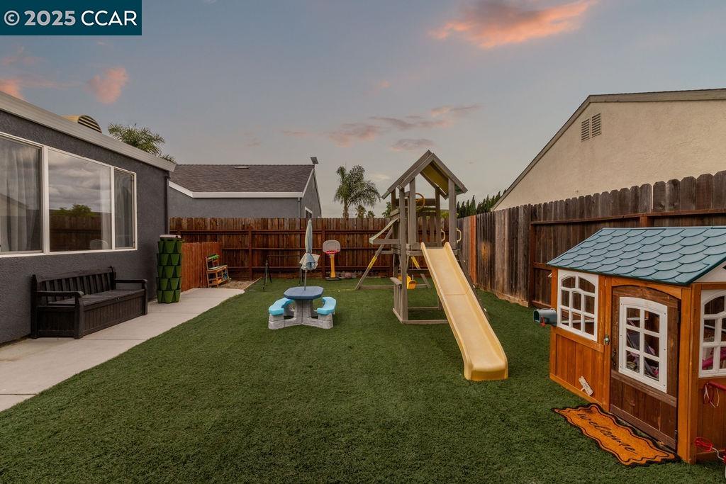 Detail Gallery Image 28 of 36 For 674 Christensen Way, Rio Vista,  CA 94571 - 3 Beds | 2 Baths