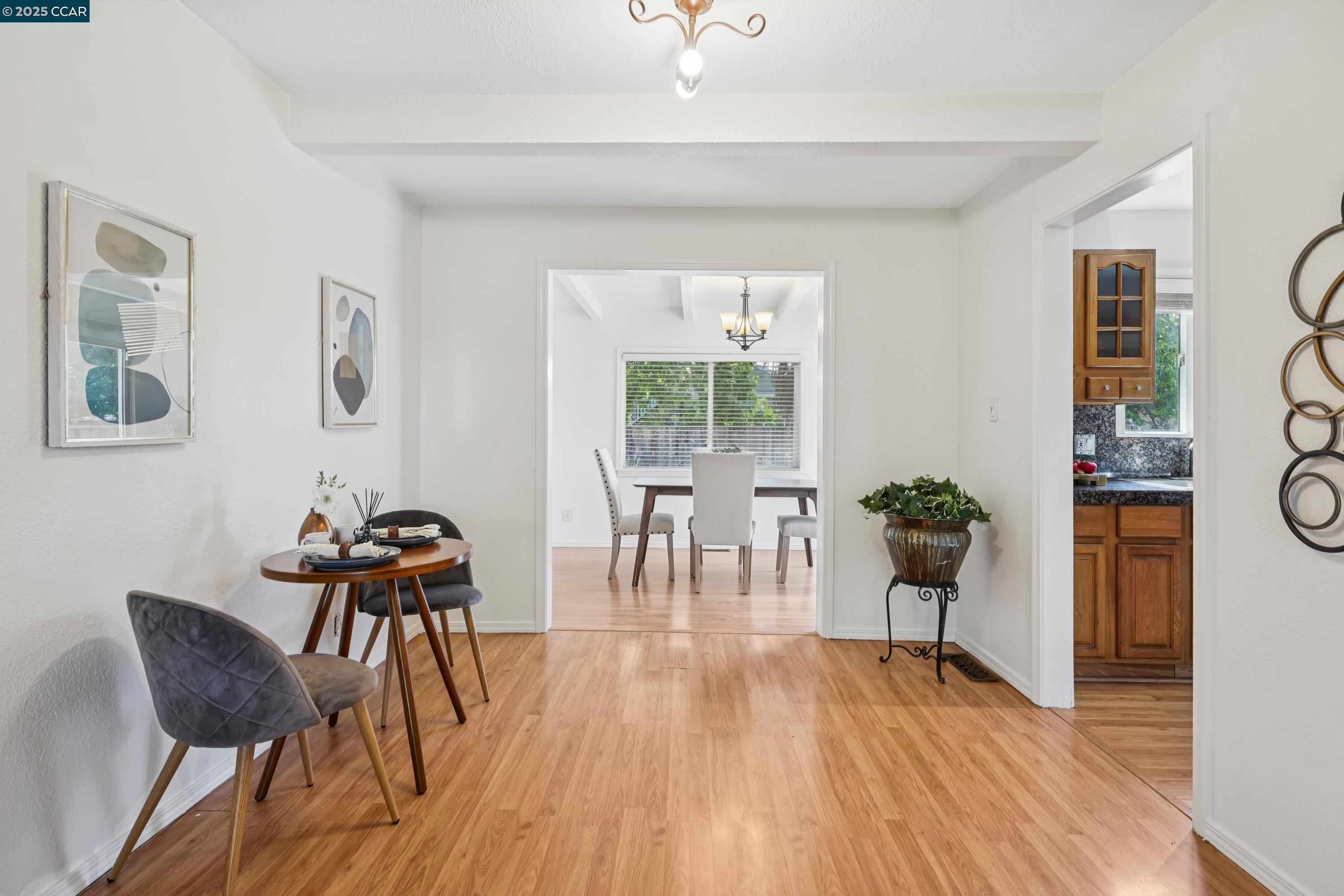 Detail Gallery Image 11 of 31 For 2838 Loma Vista Ave, Concord,  CA 94520 - 3 Beds | 2 Baths