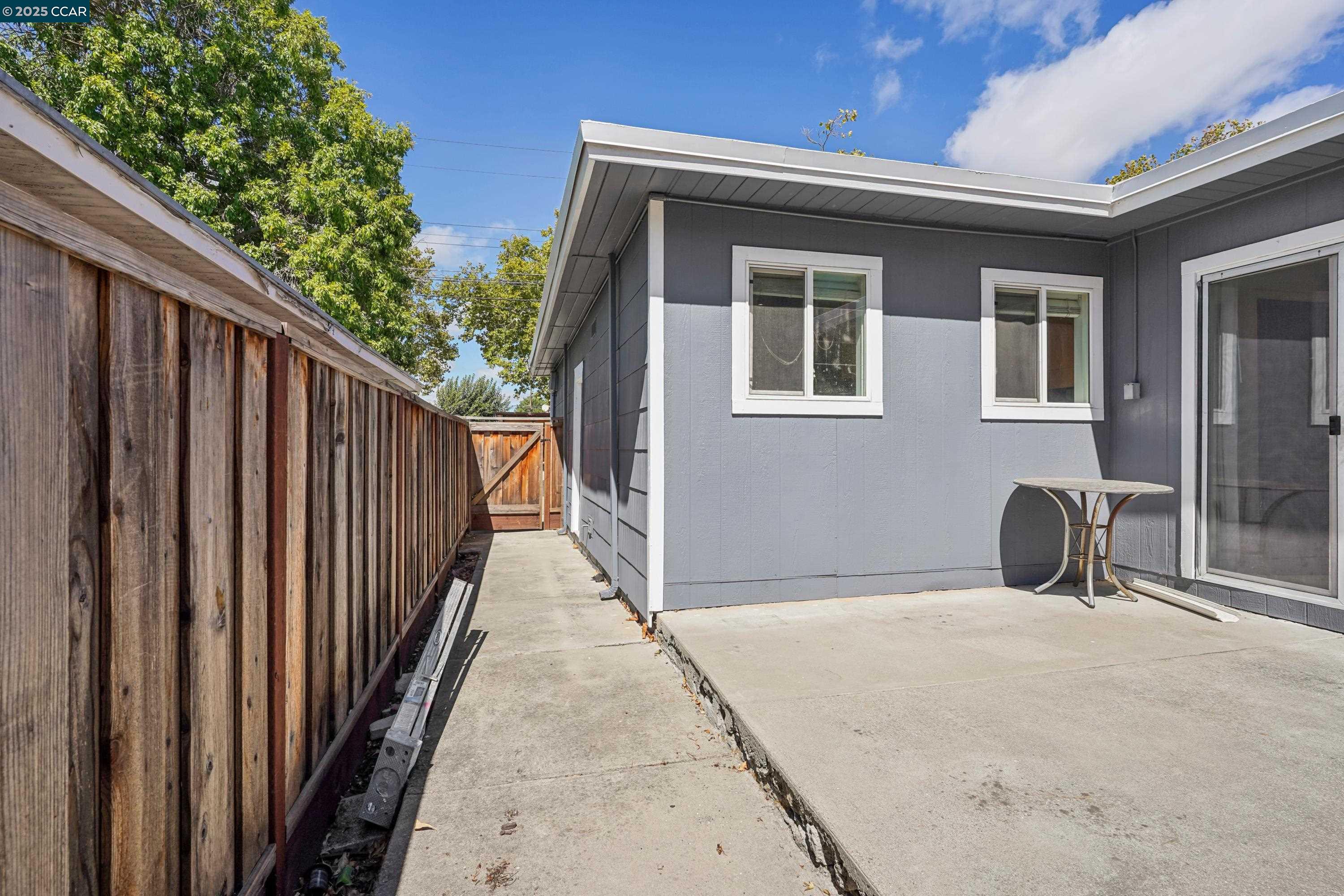 Detail Gallery Image 29 of 31 For 2838 Loma Vista Ave, Concord,  CA 94520 - 3 Beds | 2 Baths