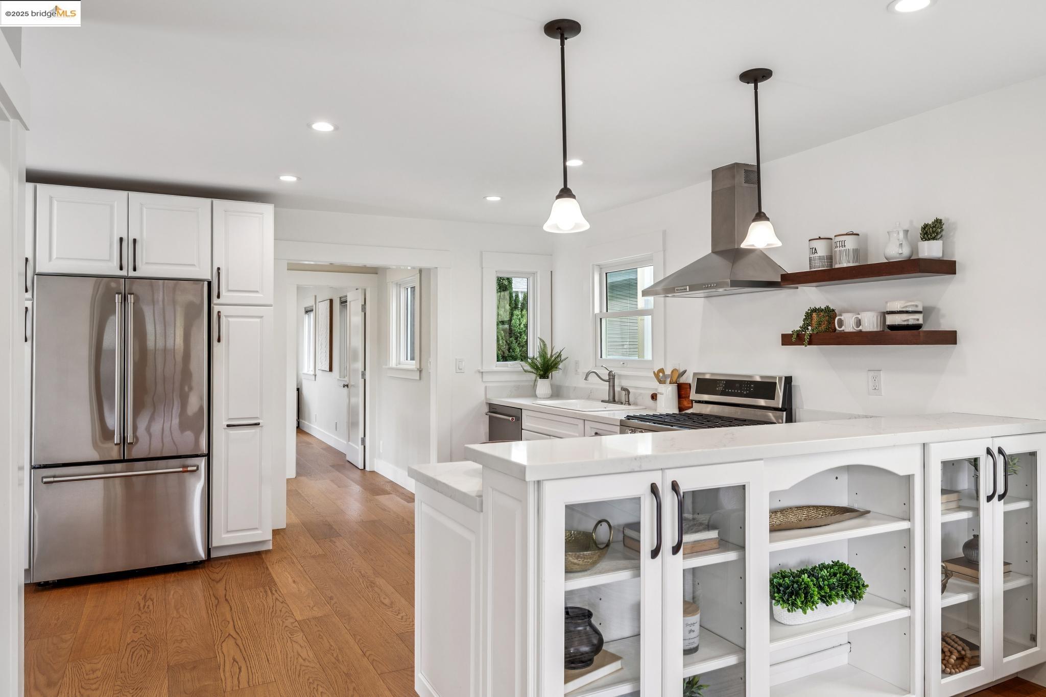 Detail Gallery Image 12 of 50 For 617 Everett St, El Cerrito,  CA 94530 - 3 Beds | 2/1 Baths