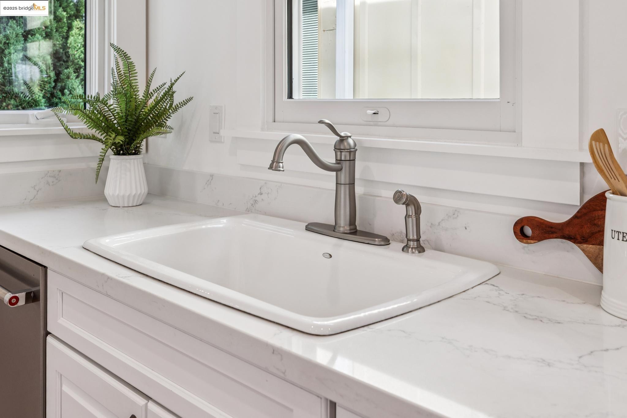 Detail Gallery Image 17 of 50 For 617 Everett St, El Cerrito,  CA 94530 - 3 Beds | 2/1 Baths