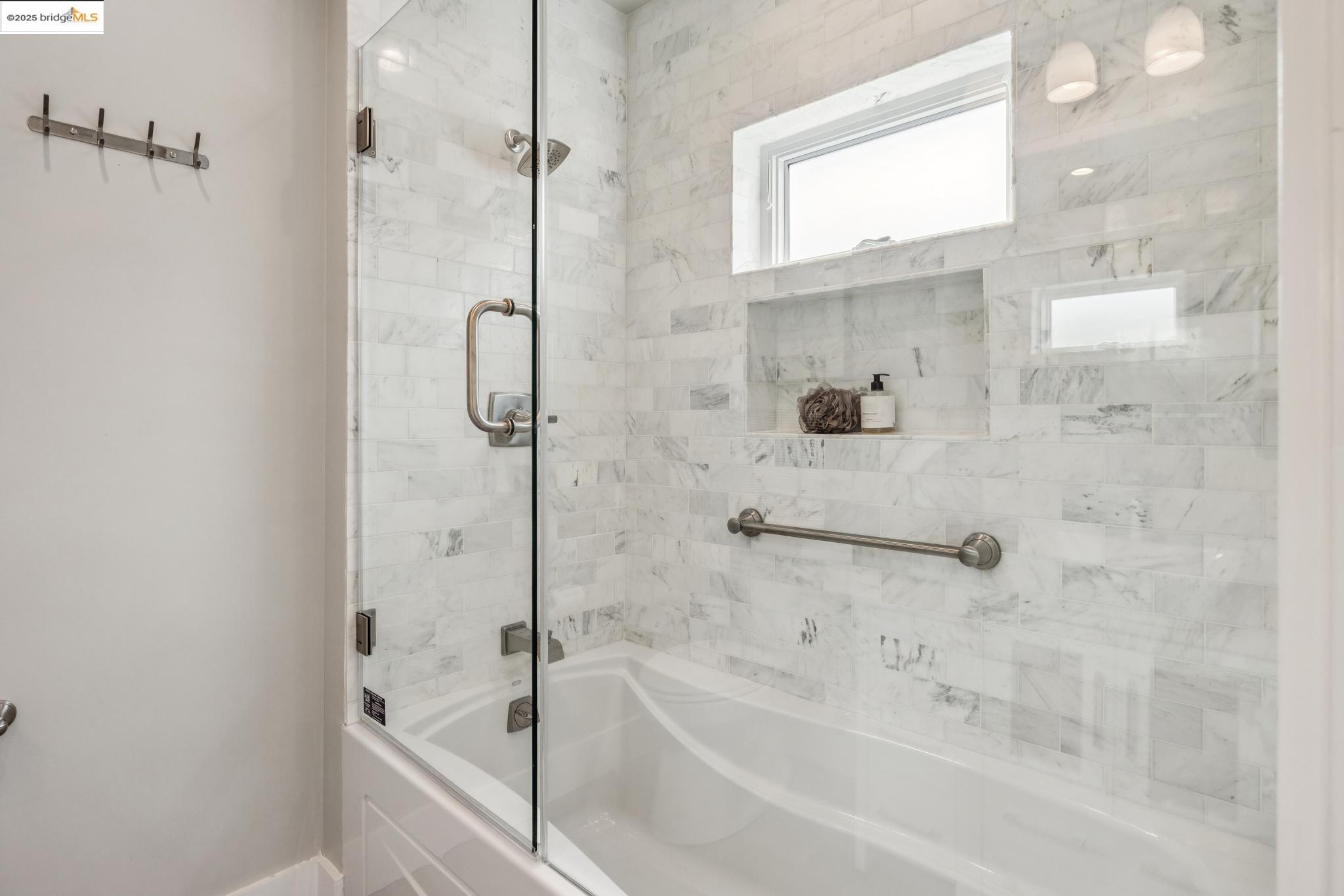 Detail Gallery Image 26 of 50 For 617 Everett St, El Cerrito,  CA 94530 - 3 Beds | 2/1 Baths