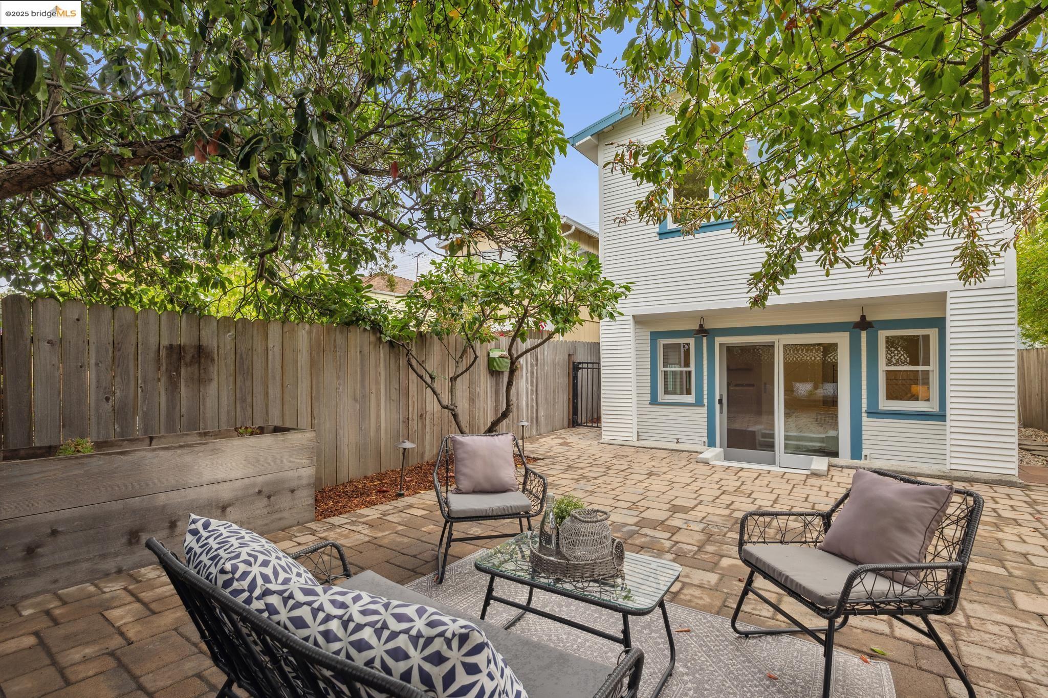 Detail Gallery Image 41 of 50 For 617 Everett St, El Cerrito,  CA 94530 - 3 Beds | 2/1 Baths