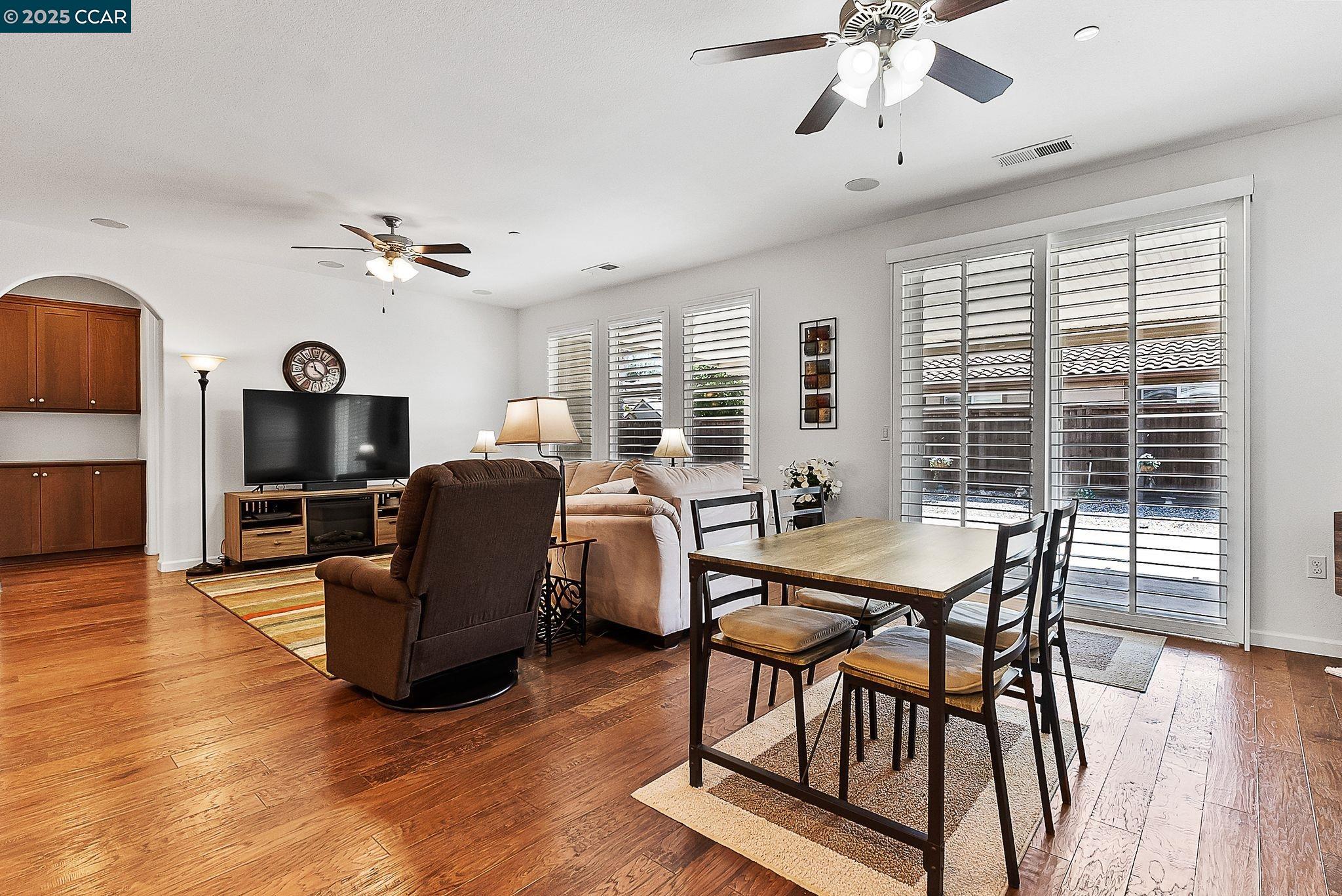 Detail Gallery Image 19 of 44 For 38 Outrigger Way, Discovery Bay,  CA 94505 - 3 Beds | 2 Baths