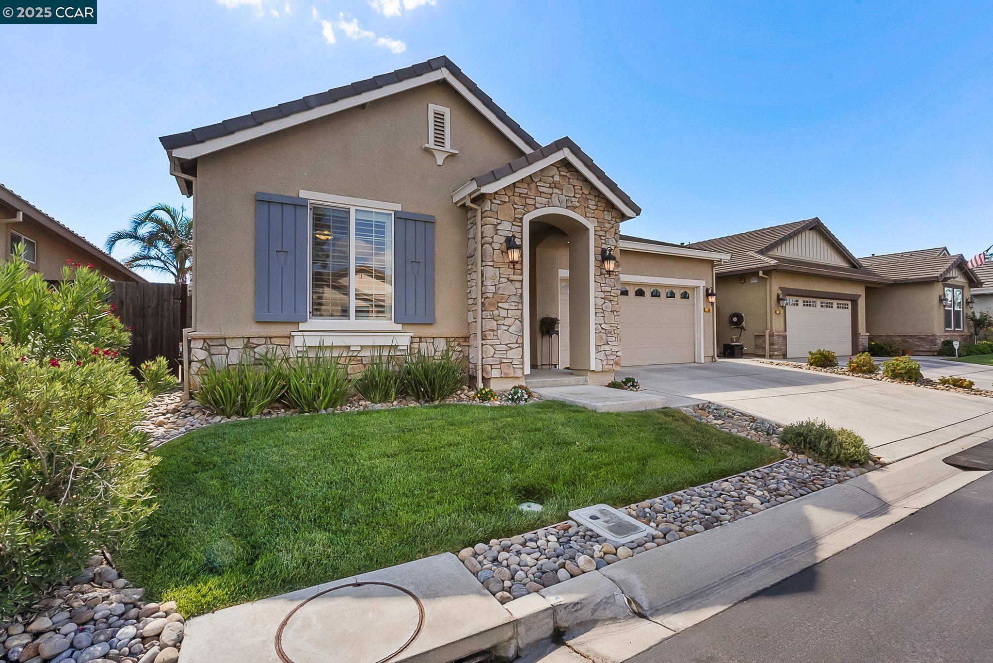 Detail Gallery Image 4 of 44 For 38 Outrigger Way, Discovery Bay,  CA 94505 - 3 Beds | 2 Baths