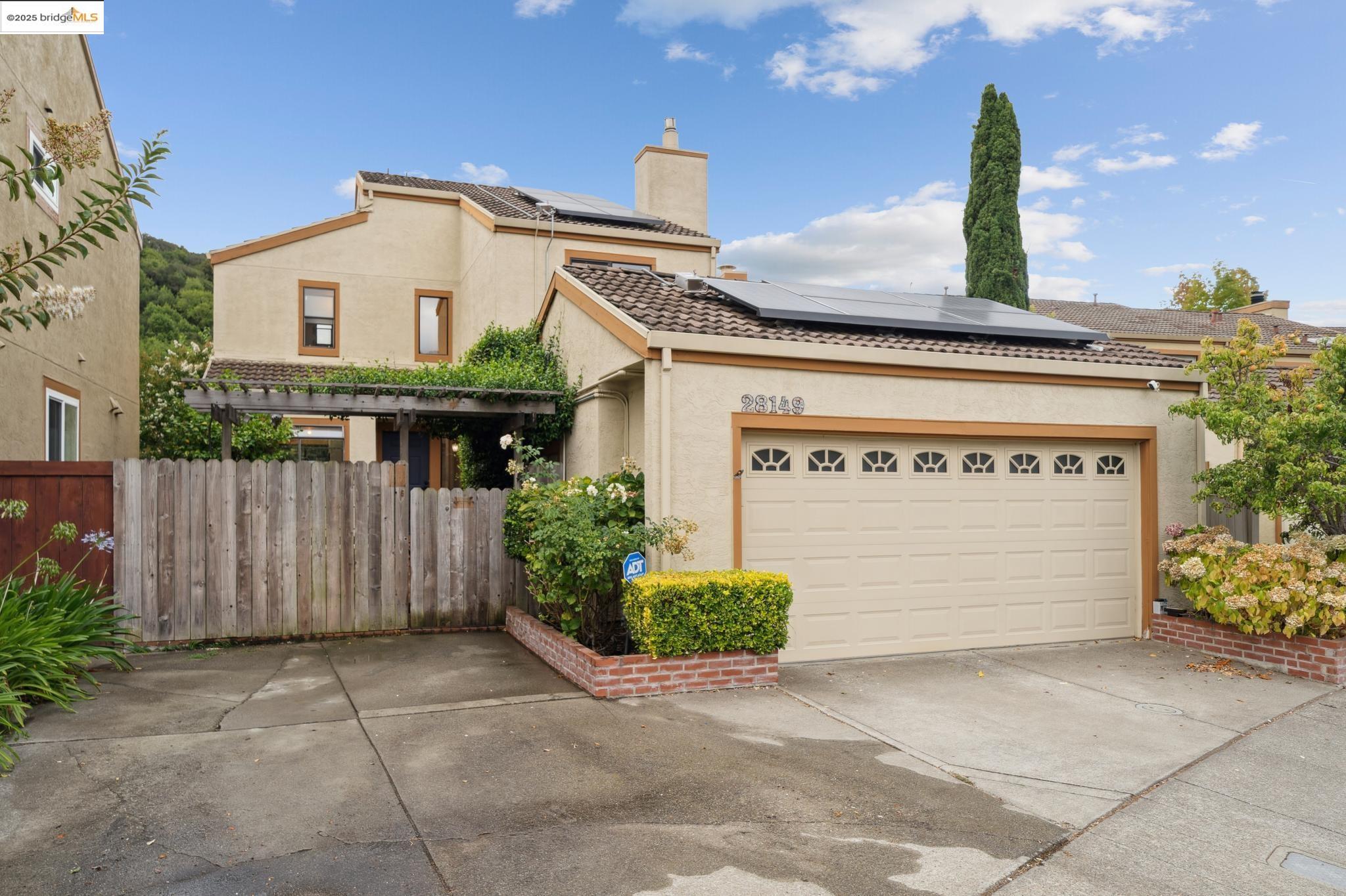 Detail Gallery Image 7 of 49 For 28149 Riggs Ct, Hayward,  CA 94542 - 3 Beds | 2/1 Baths