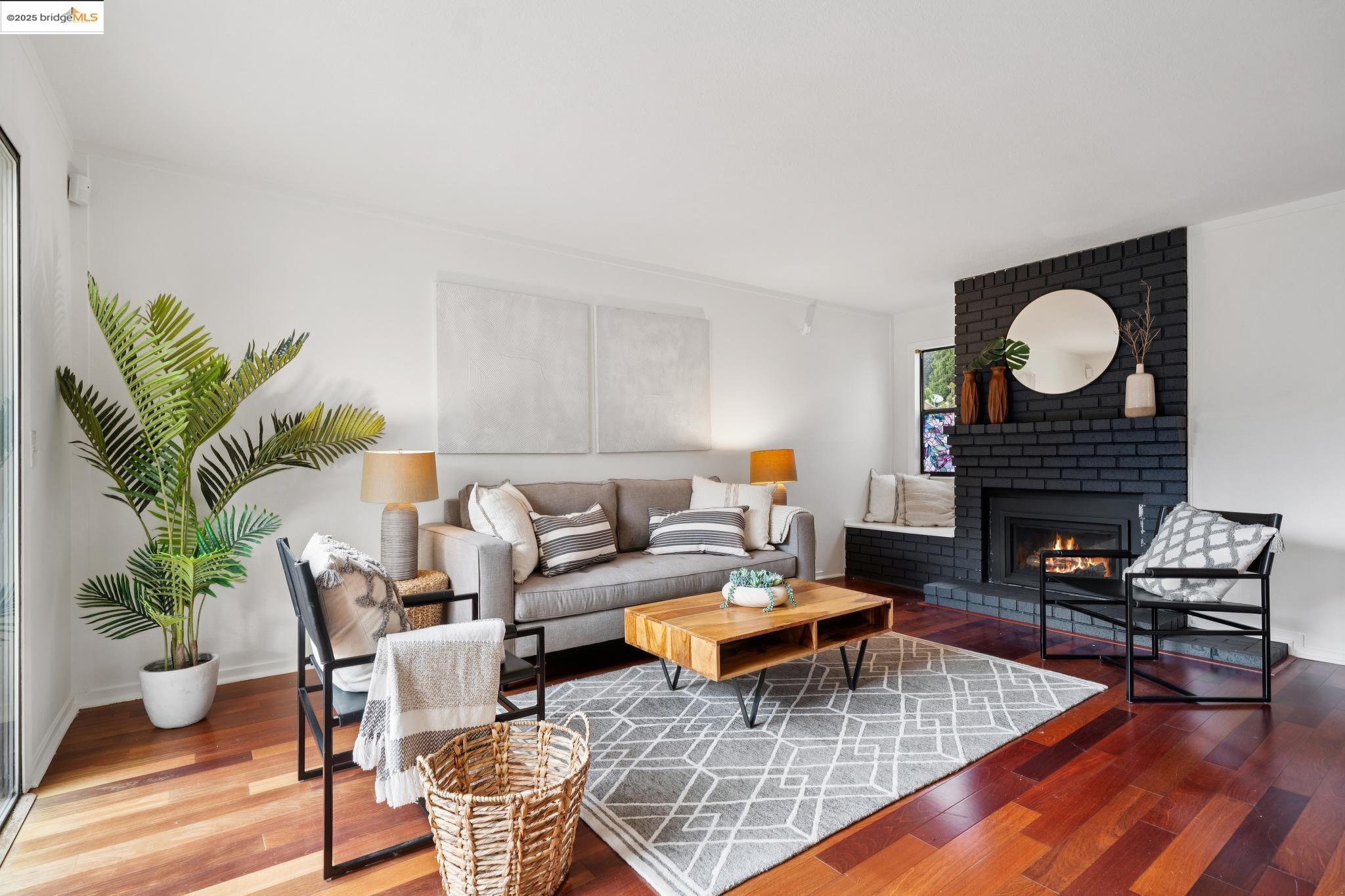Detail Gallery Image 10 of 49 For 28149 Riggs Ct, Hayward,  CA 94542 - 3 Beds | 2/1 Baths