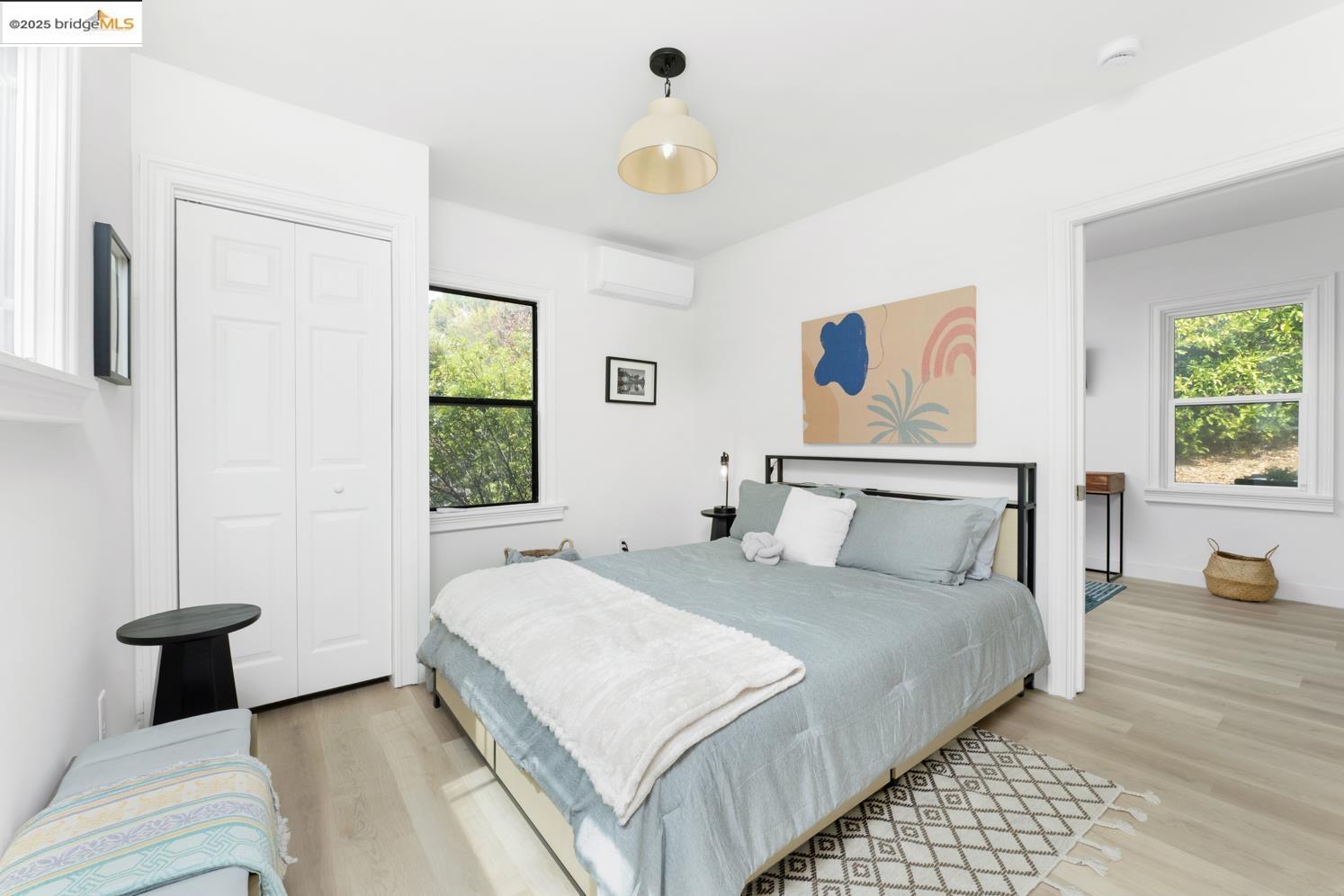 Detail Gallery Image 15 of 22 For 846 Mandana, Oakland,  CA 94610 - 1 Beds | 1 Baths