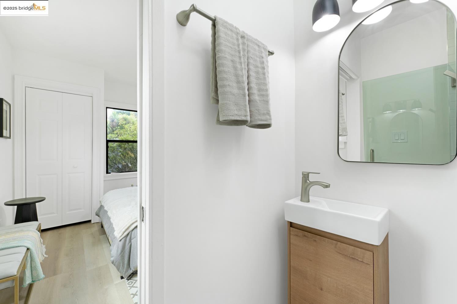 Detail Gallery Image 19 of 22 For 846 Mandana, Oakland,  CA 94610 - 1 Beds | 1 Baths