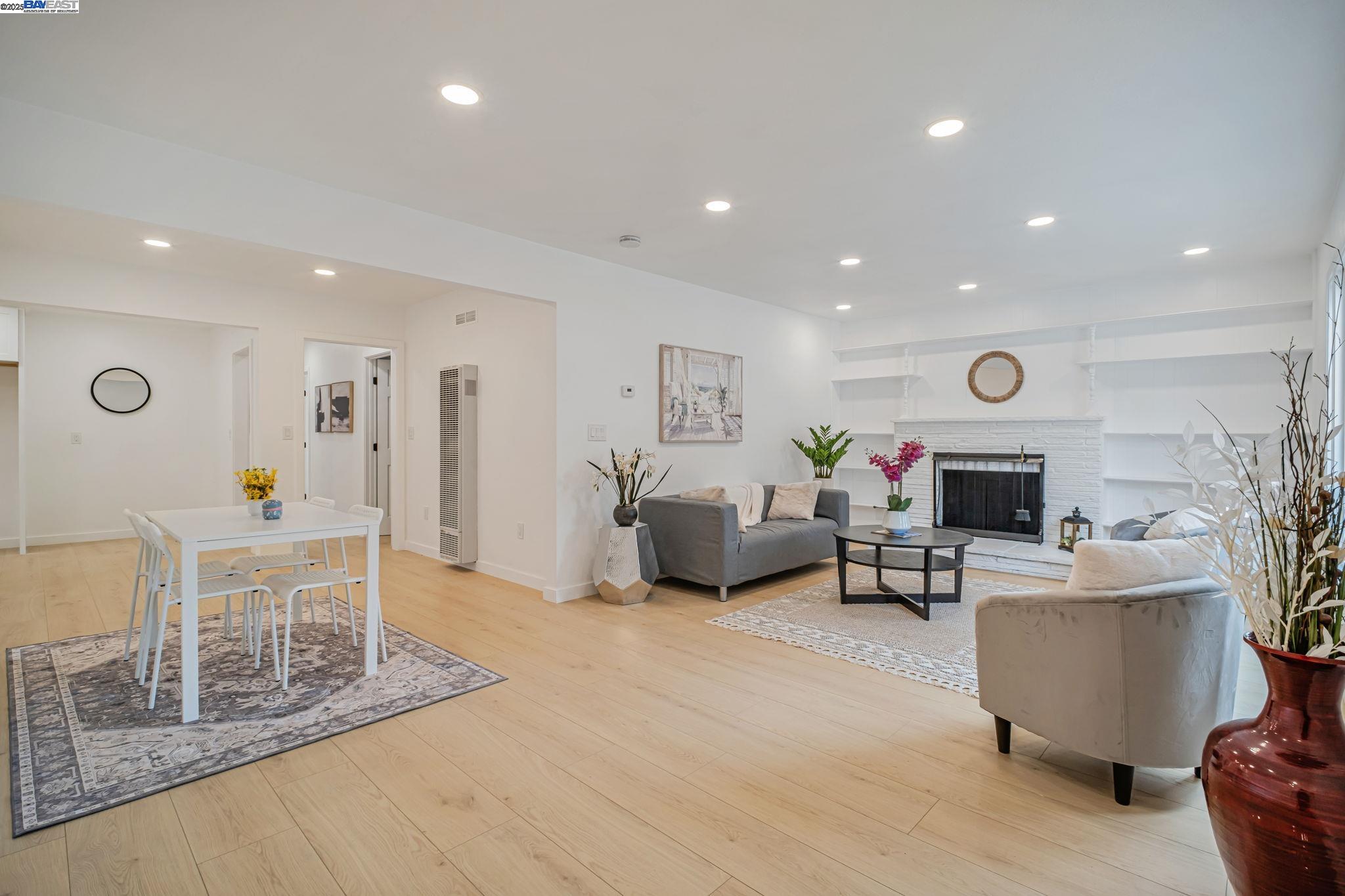 Detail Gallery Image 4 of 57 For 18760 Sandy Rd, Castro Valley,  CA 94546 - 3 Beds | 2 Baths