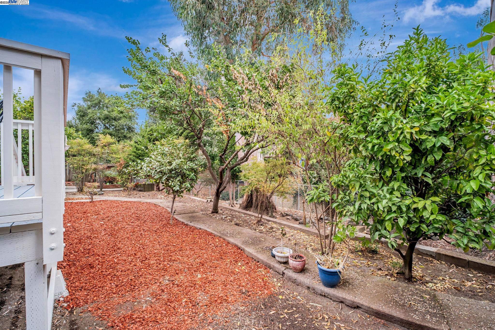 Detail Gallery Image 41 of 57 For 18760 Sandy Rd, Castro Valley,  CA 94546 - 3 Beds | 2 Baths
