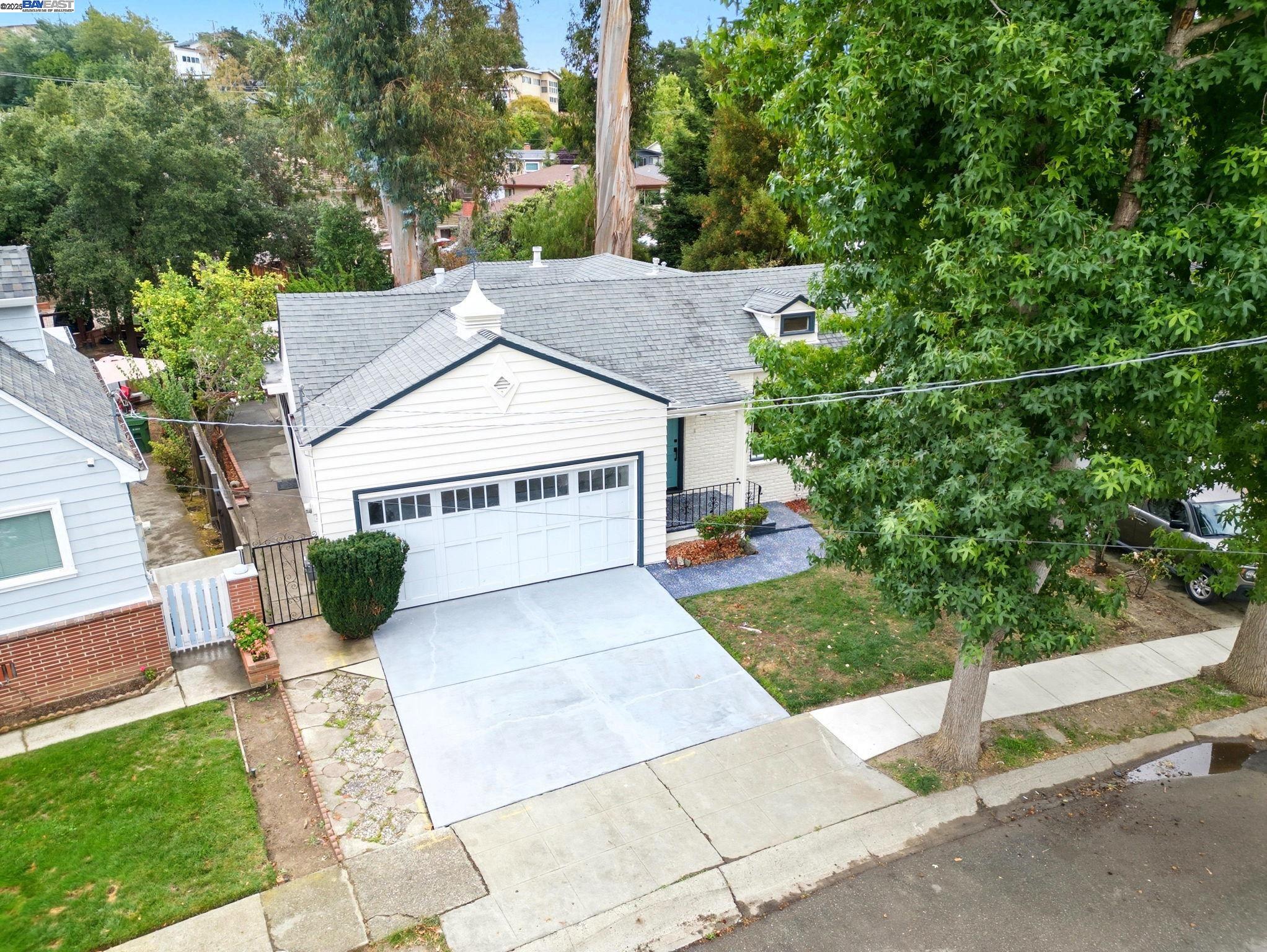 Detail Gallery Image 45 of 57 For 18760 Sandy Rd, Castro Valley,  CA 94546 - 3 Beds | 2 Baths