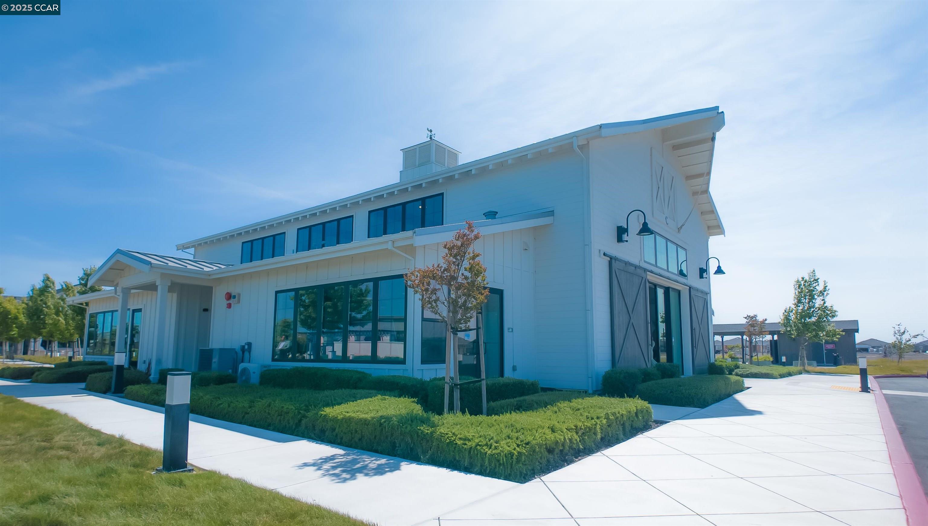 Detail Gallery Image 3 of 37 For 2299 Rustic Oak Ln, Rio Vista,  CA 94571 - 2 Beds | 2 Baths