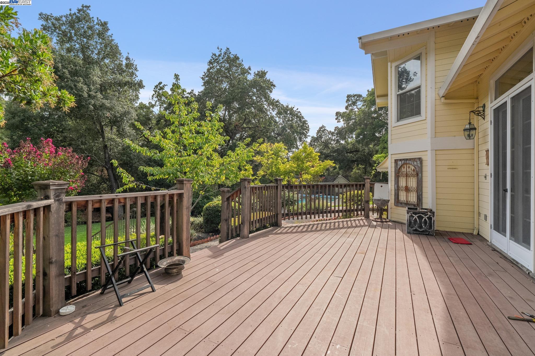 Detail Gallery Image 14 of 53 For 721 Fair Oaks Dr, Alamo,  CA 94507 - 4 Beds | 3 Baths