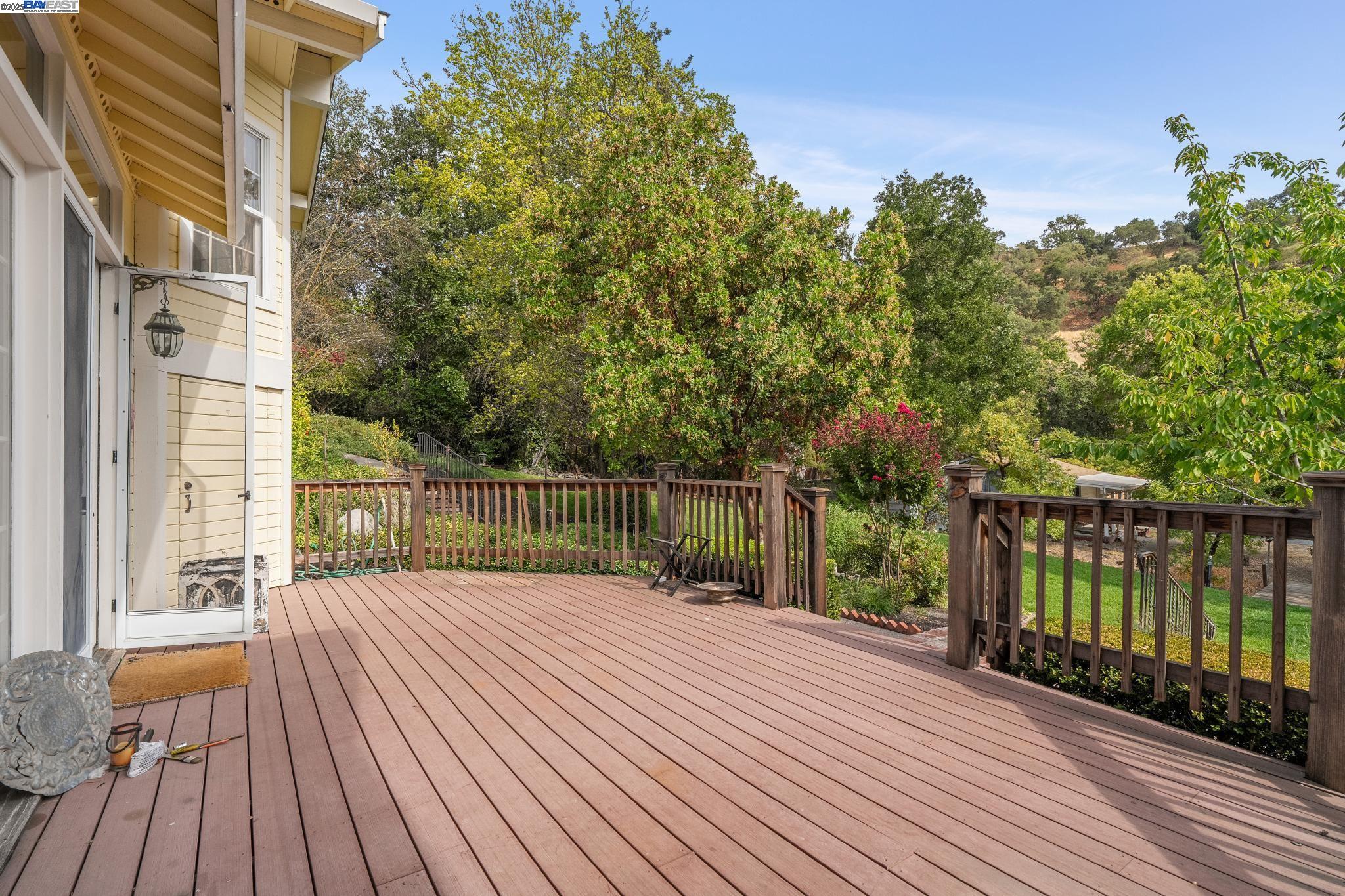 Detail Gallery Image 15 of 53 For 721 Fair Oaks Dr, Alamo,  CA 94507 - 4 Beds | 3 Baths