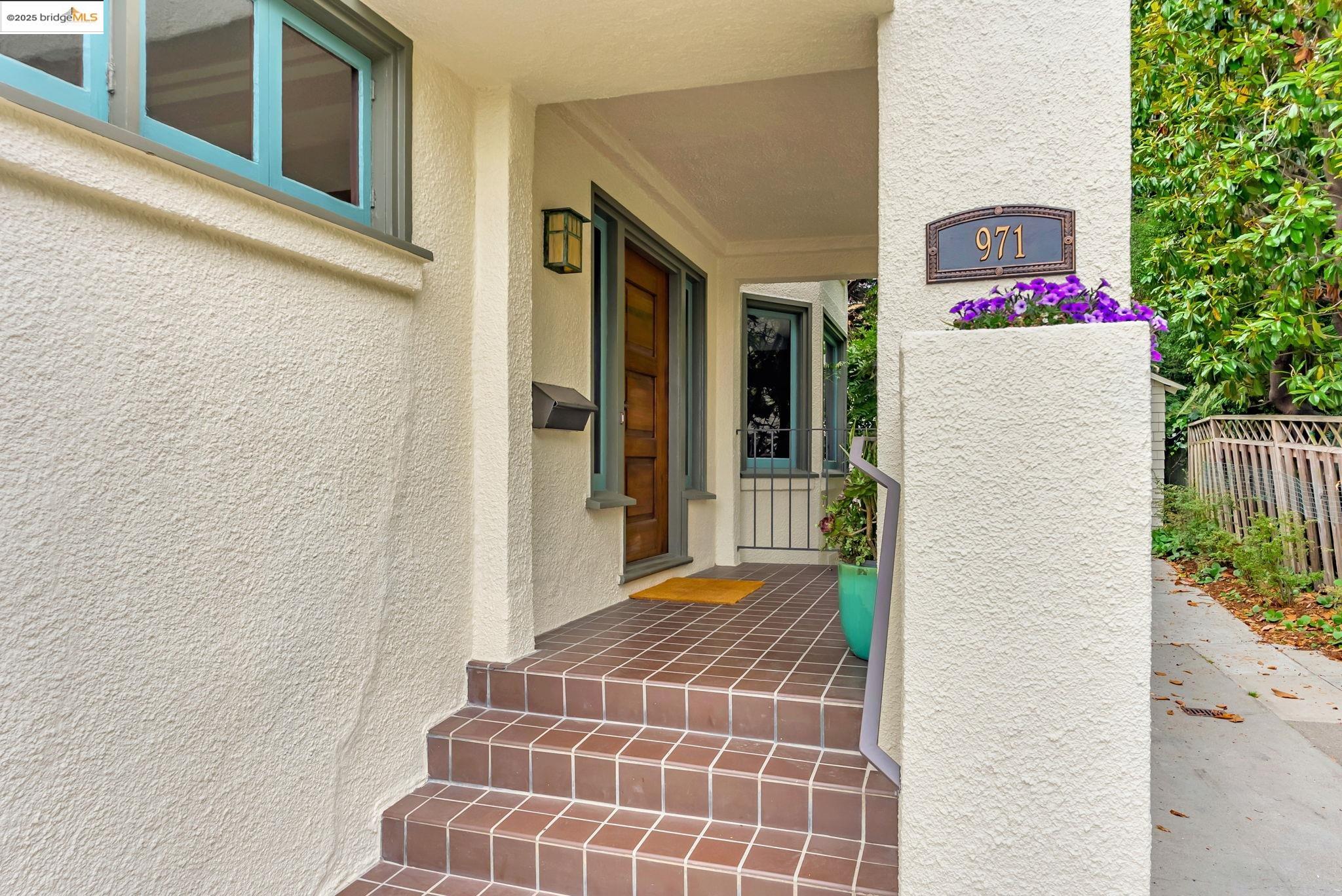 Detail Gallery Image 34 of 40 For 971 Santa Barbara Rd, Berkeley,  CA 94707 - 5 Beds | 3 Baths