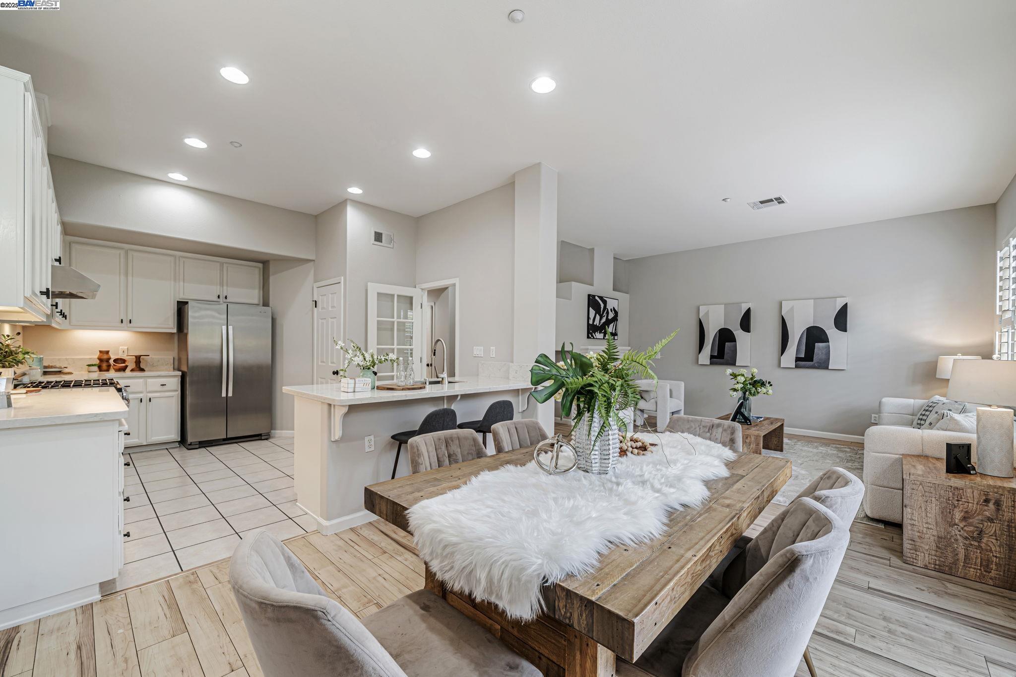 Detail Gallery Image 17 of 44 For 168 Shadowhill Cir, San Ramon,  CA 94583 - 3 Beds | 2/1 Baths