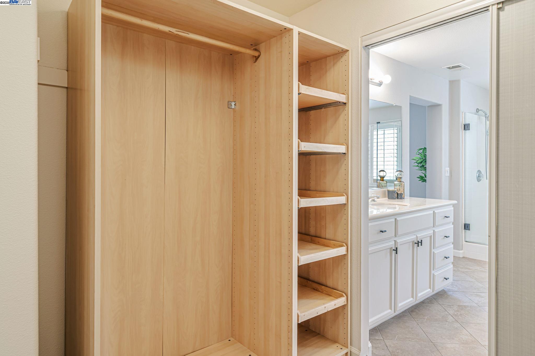 Detail Gallery Image 30 of 44 For 168 Shadowhill Cir, San Ramon,  CA 94583 - 3 Beds | 2/1 Baths