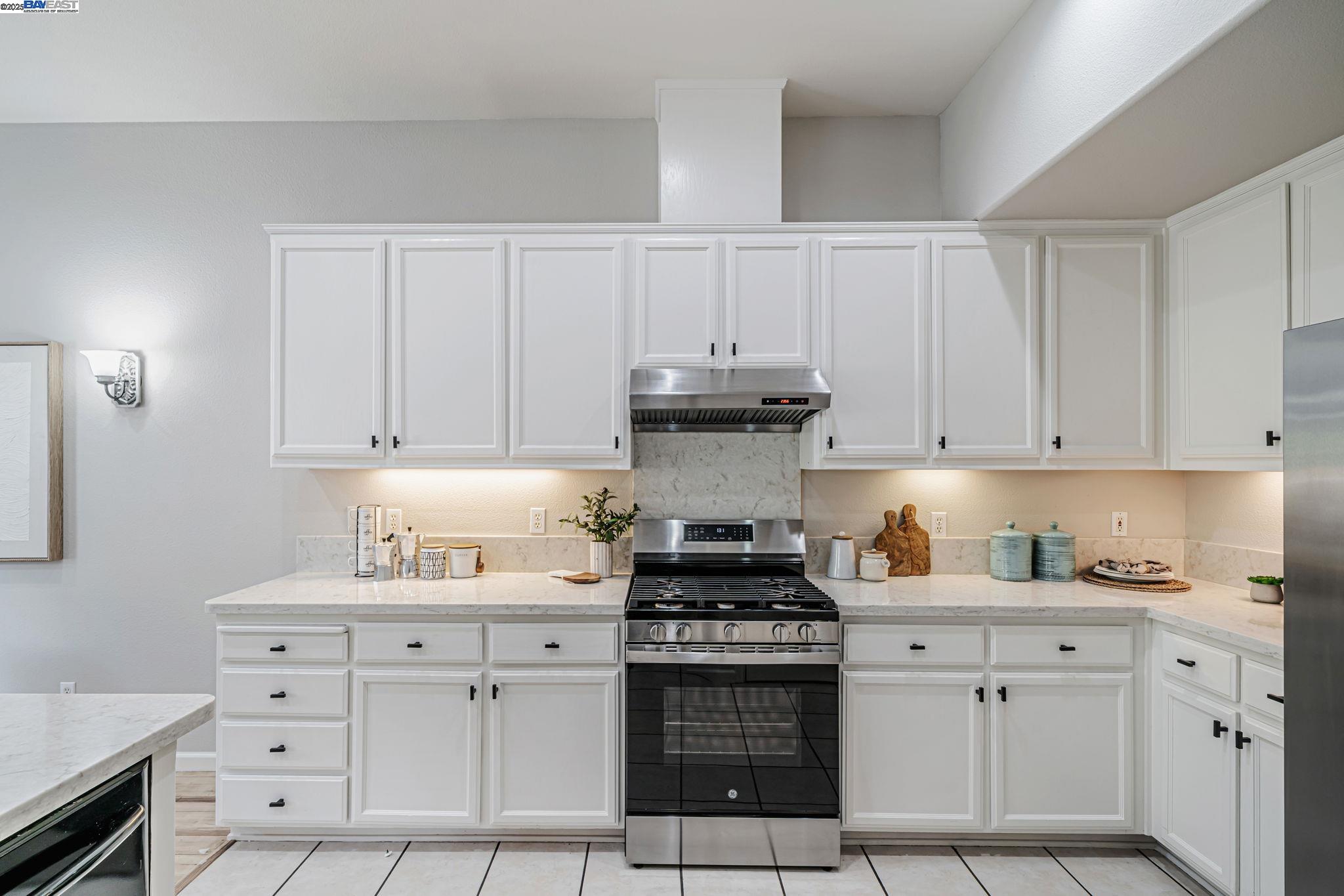 Photo #10: 41110998 Listing: Photo #10