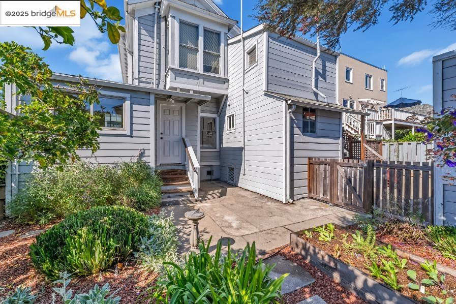 Detail Gallery Image 24 of 25 For 487 43rd St, Oakland,  CA 94609 - – Beds | – Baths