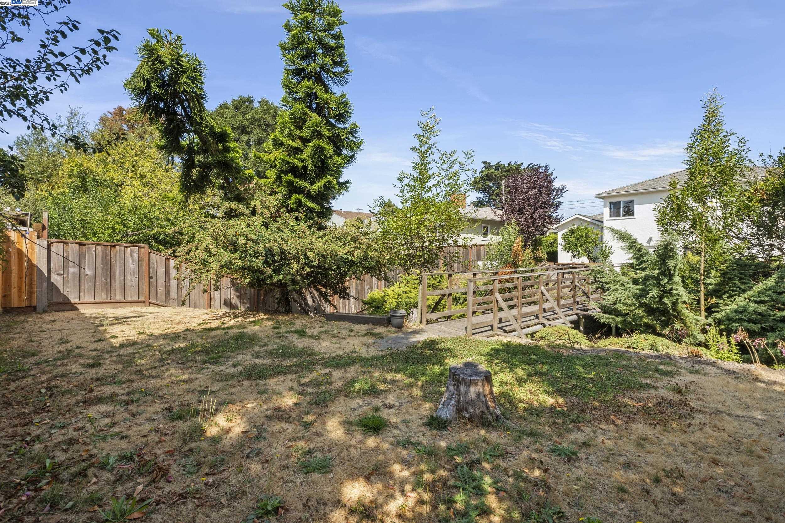 Detail Gallery Image 22 of 23 For 1458 Cedar St, Berkeley,  CA 94702 - 3 Beds | 2 Baths