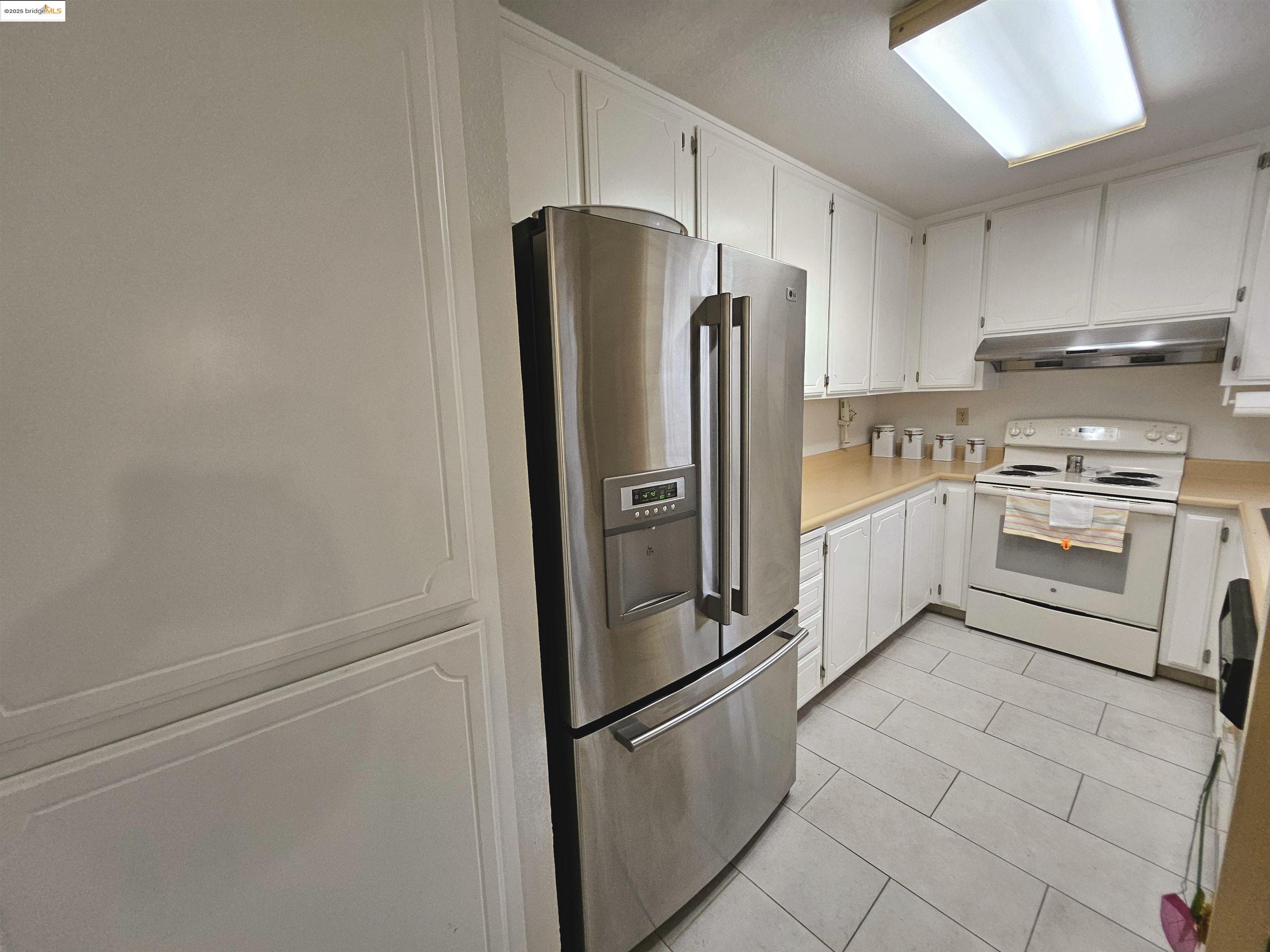 Detail Gallery Image 12 of 34 For 427 Grovewood Loop, Brentwood,  CA 94513 - 3 Beds | 2 Baths