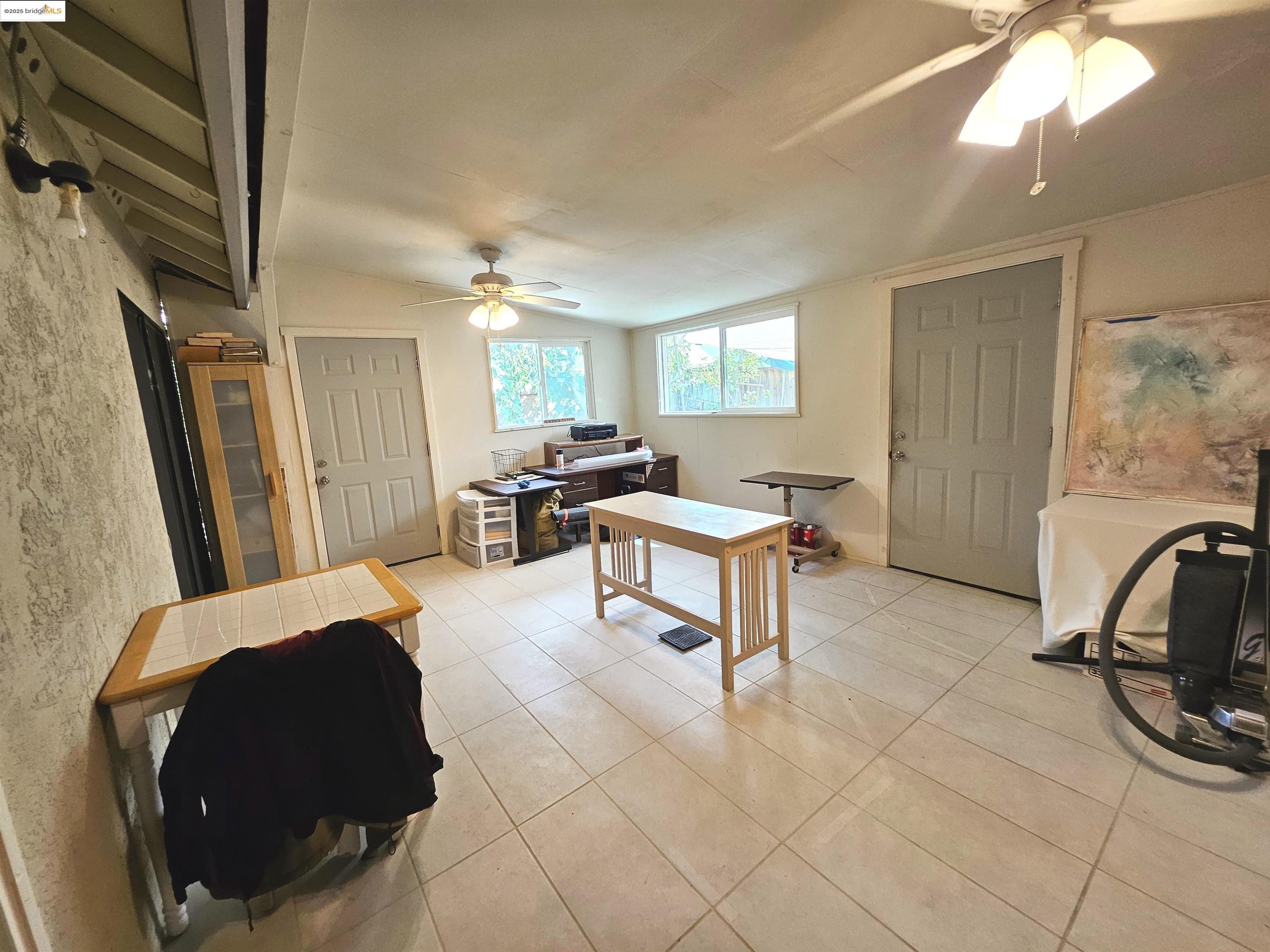 Detail Gallery Image 23 of 34 For 427 Grovewood Loop, Brentwood,  CA 94513 - 3 Beds | 2 Baths