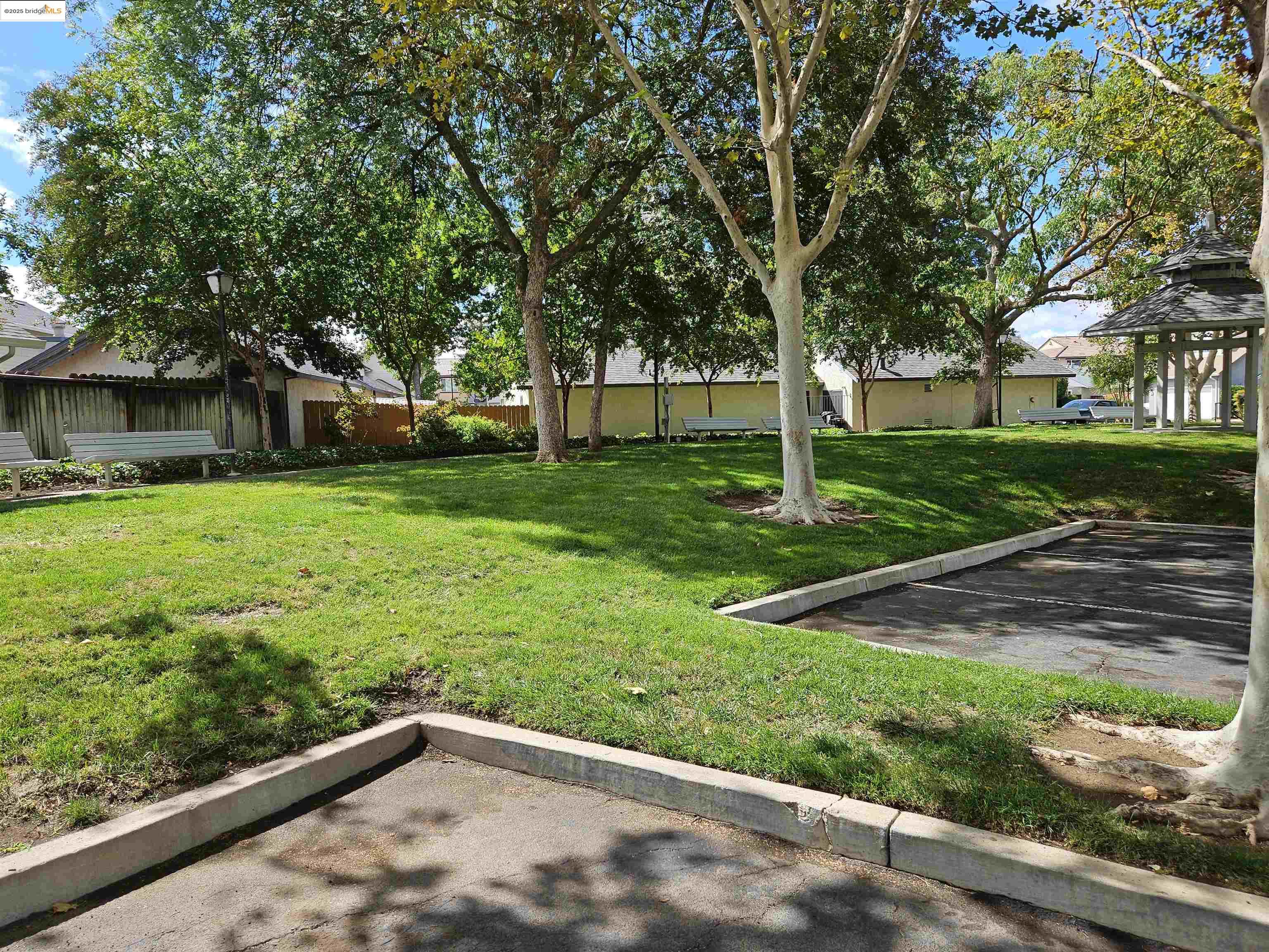 Detail Gallery Image 34 of 34 For 427 Grovewood Loop, Brentwood,  CA 94513 - 3 Beds | 2 Baths