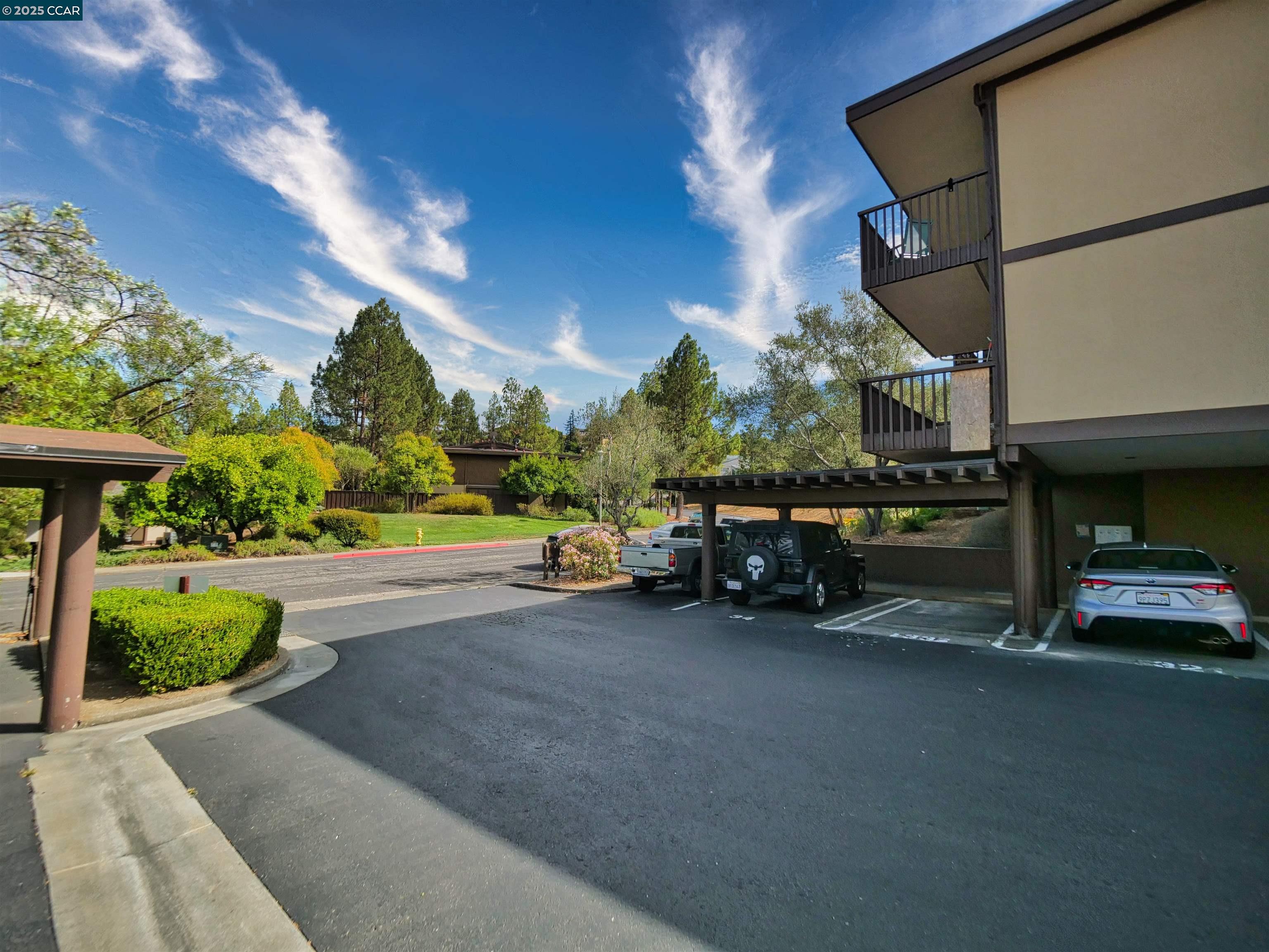 Detail Gallery Image 14 of 60 For 938 Lea Drive, San Rafael,  CA 94903 - 1 Beds | 1 Baths