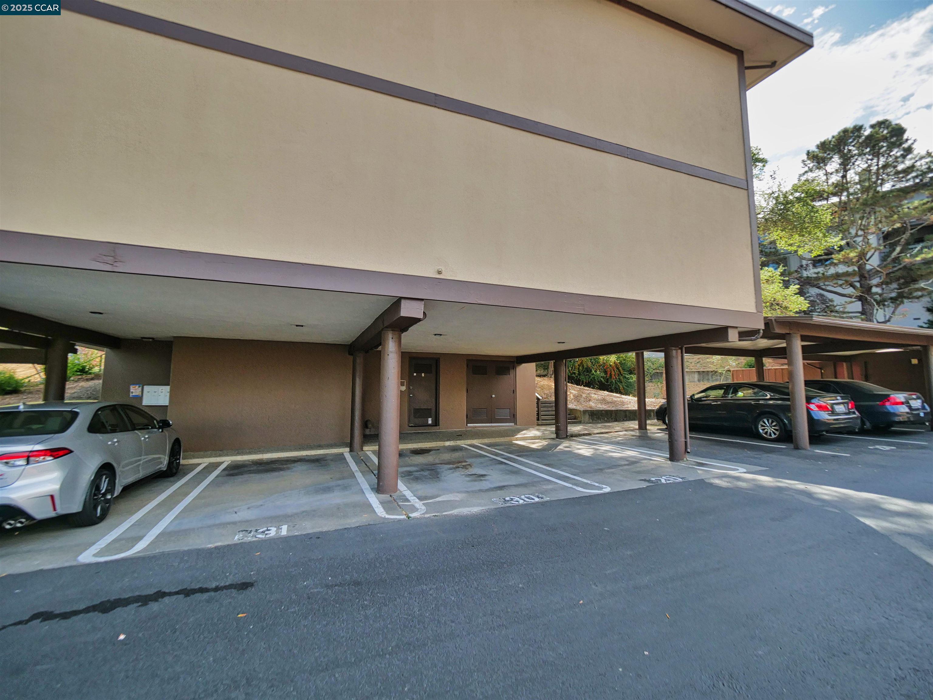 Detail Gallery Image 19 of 60 For 938 Lea Drive, San Rafael,  CA 94903 - 1 Beds | 1 Baths