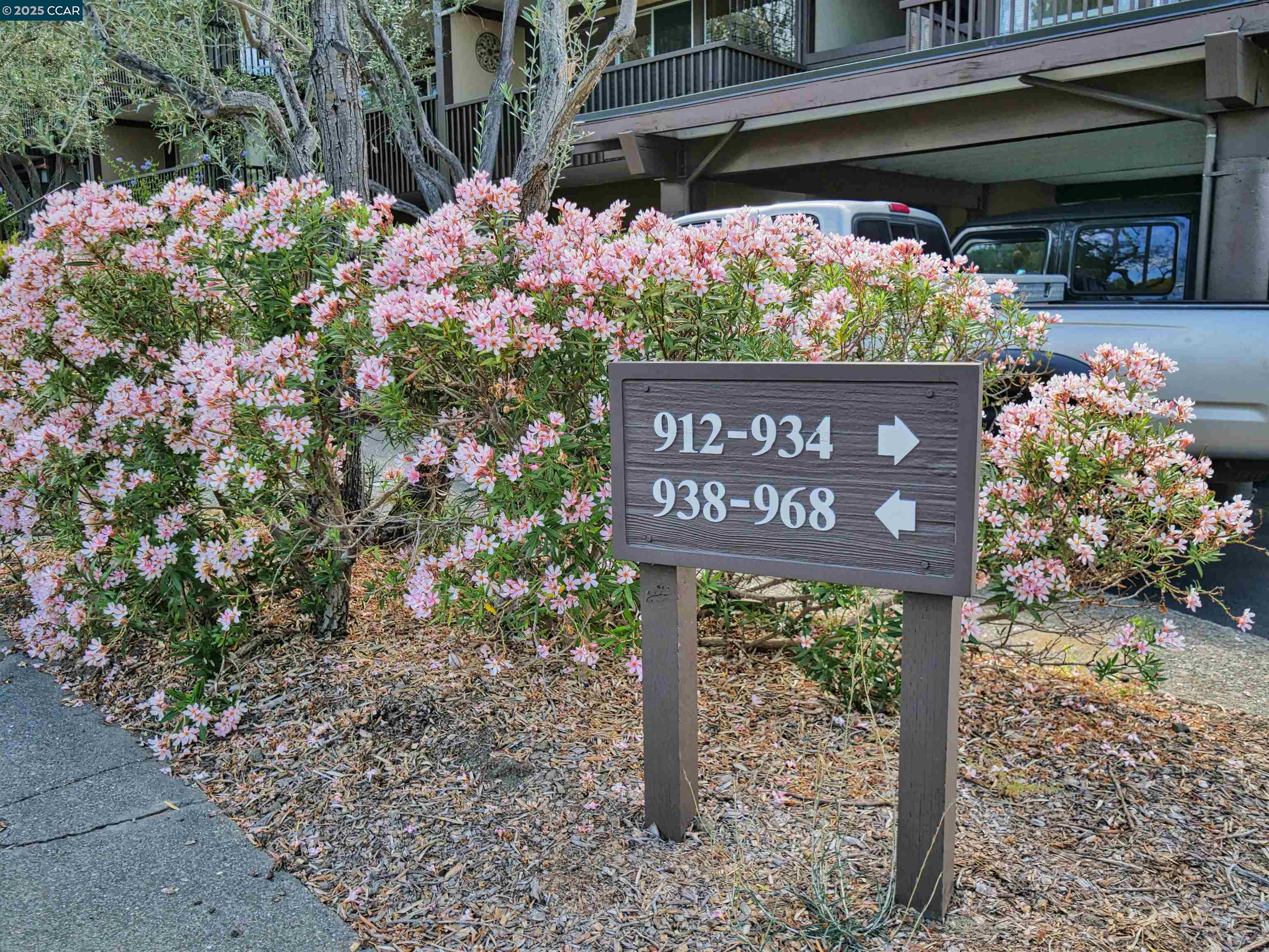 Detail Gallery Image 3 of 60 For 938 Lea Drive, San Rafael,  CA 94903 - 1 Beds | 1 Baths
