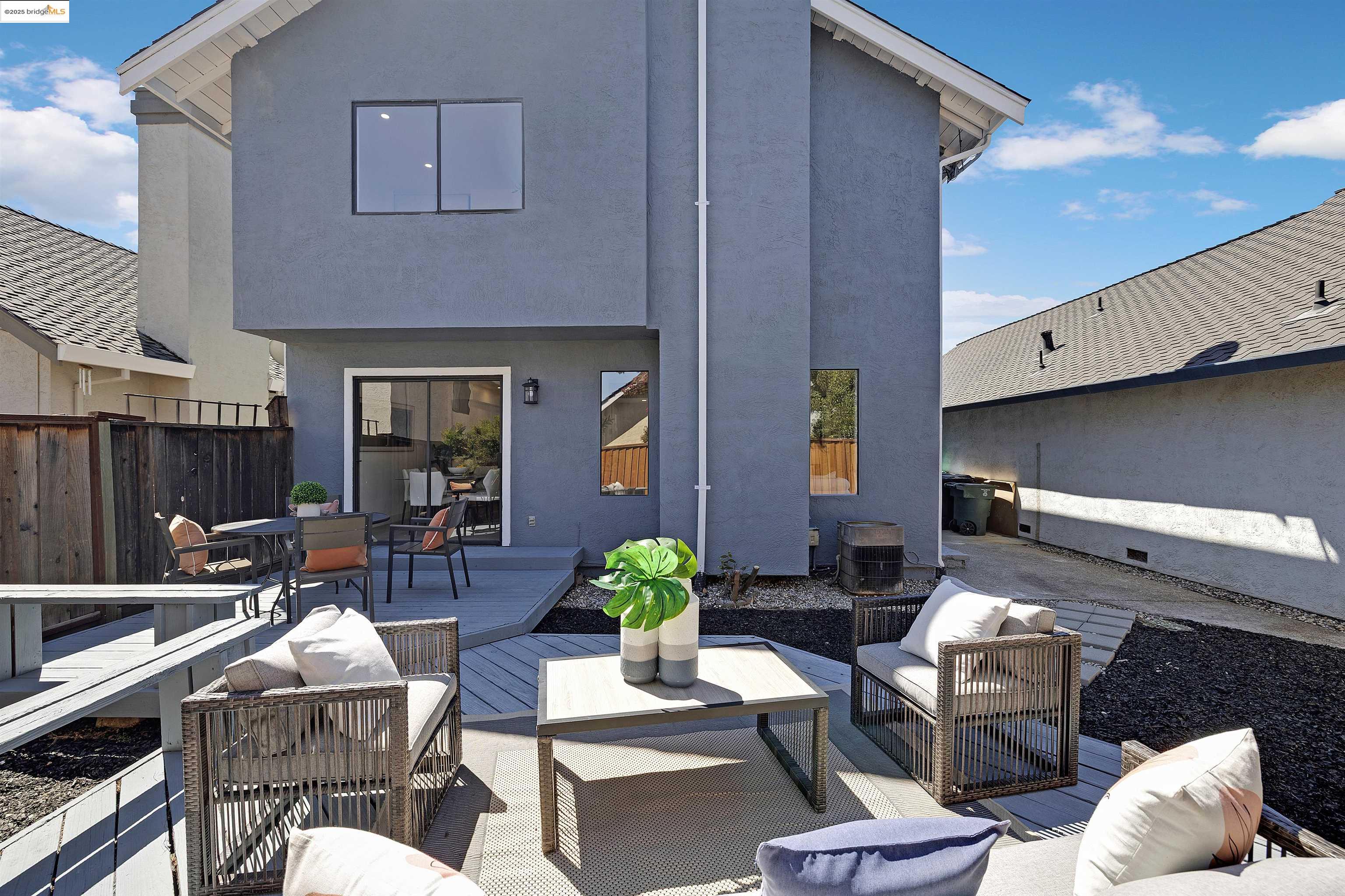 Detail Gallery Image 31 of 36 For 2863 El Capitan Dr, Pleasanton,  CA 94566 - 3 Beds | 2/1 Baths